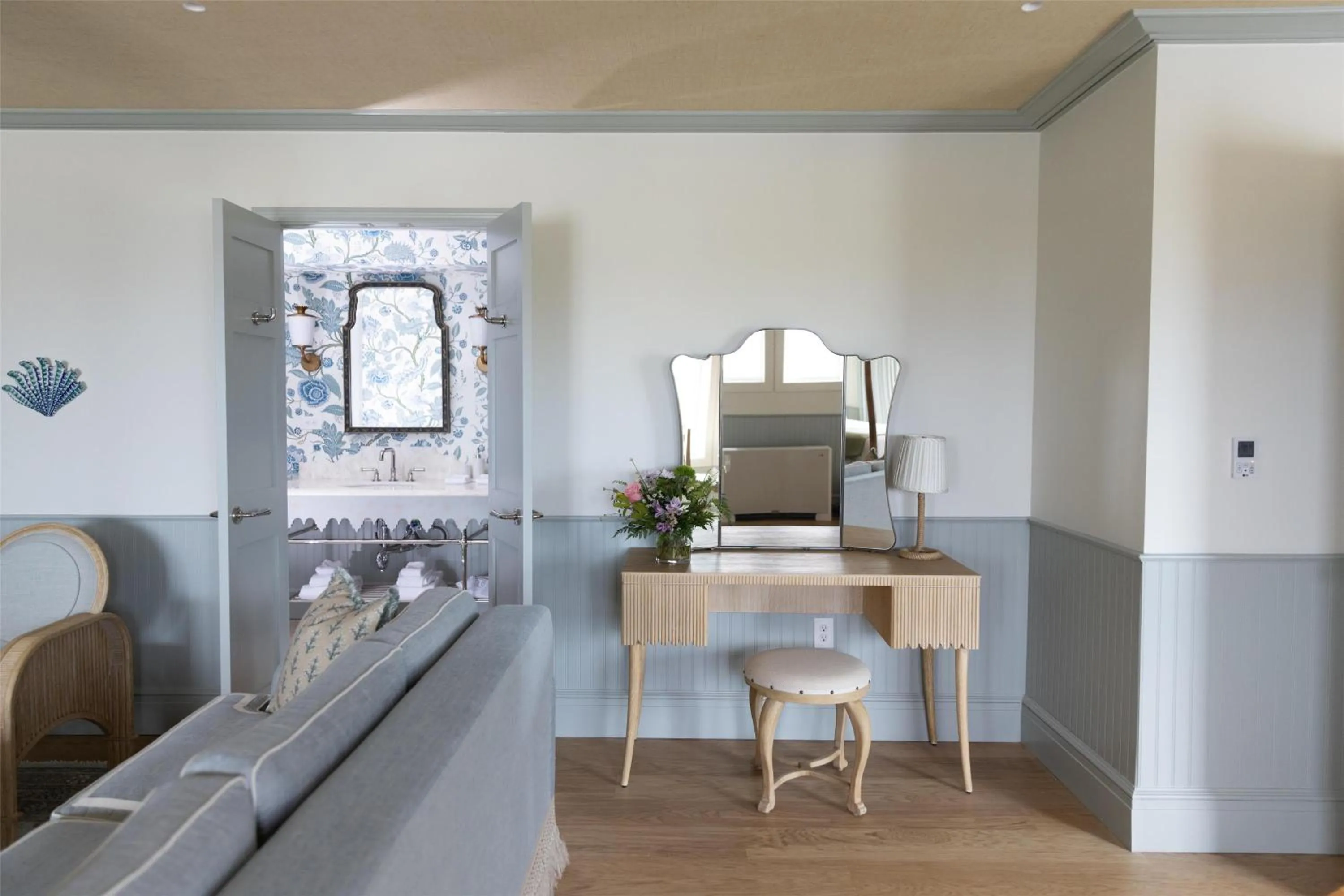 Other in The Sanderling