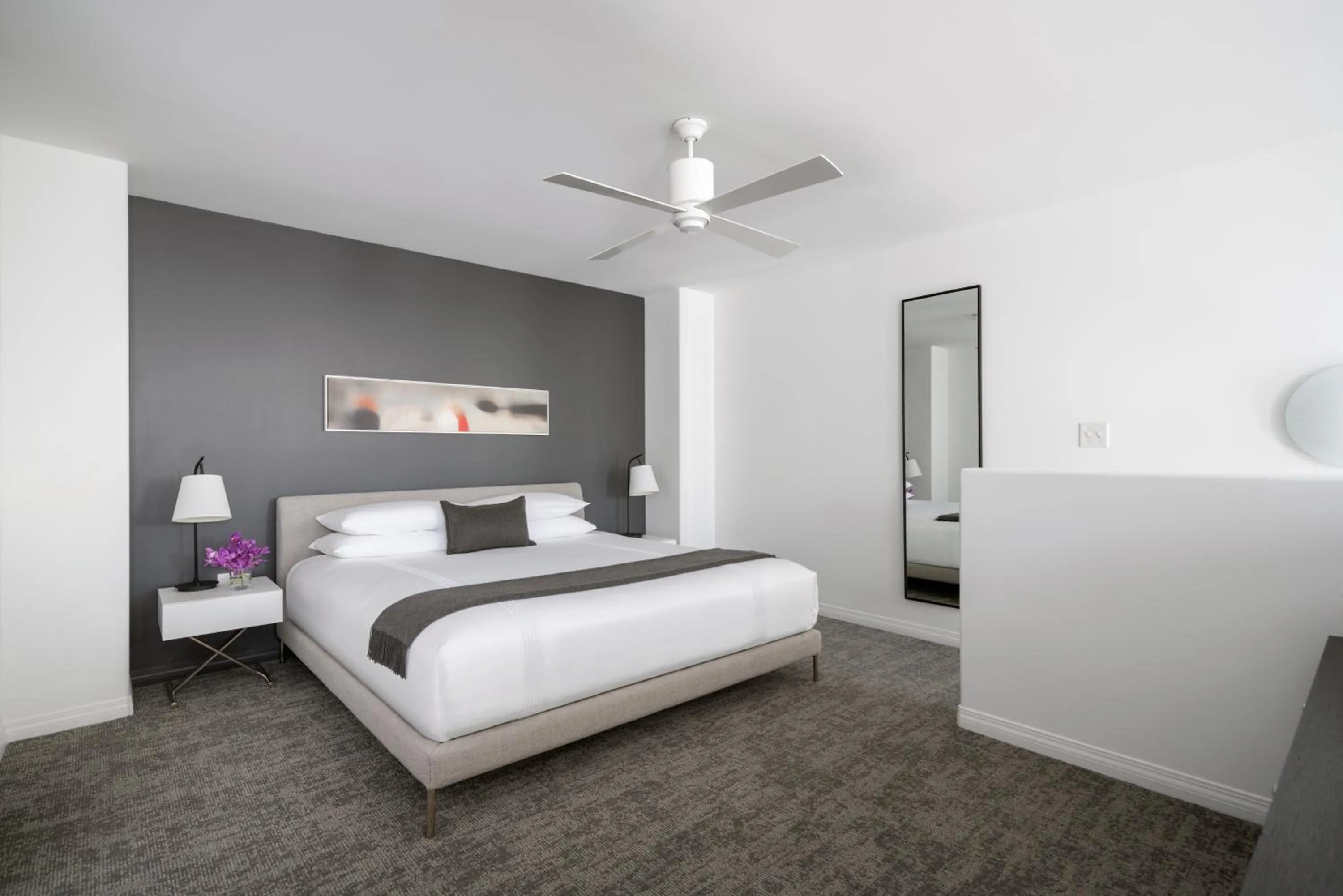 Bed in AKA Beverly Hills