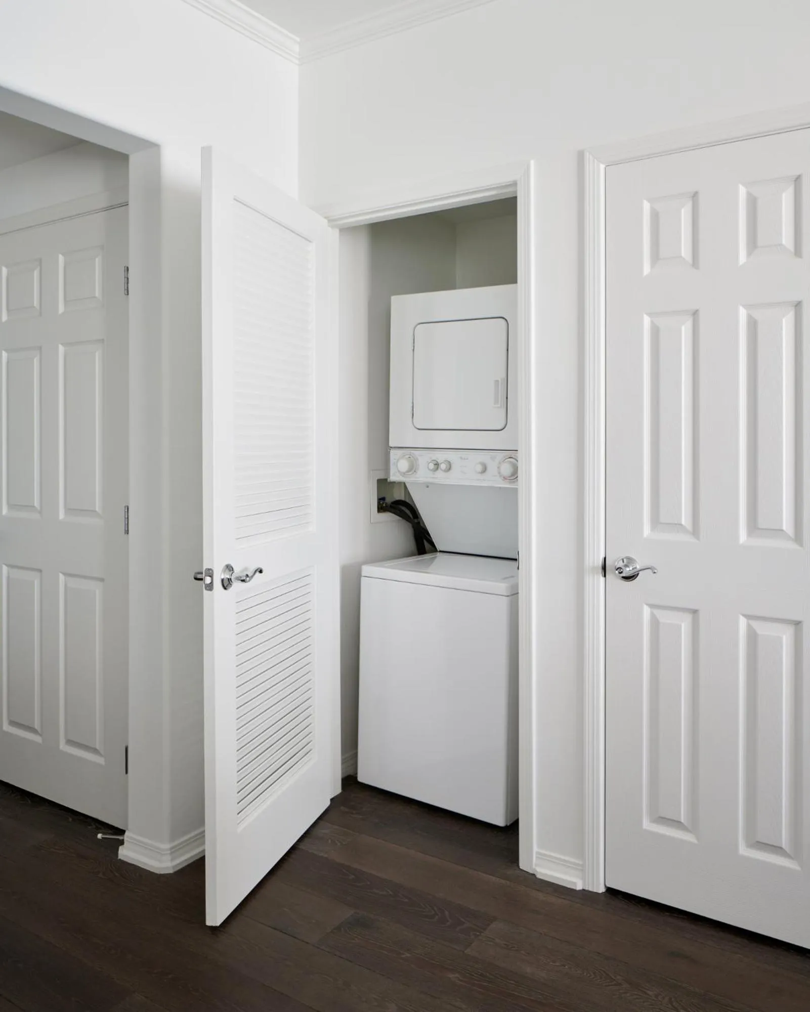 laundry in AKA Beverly Hills