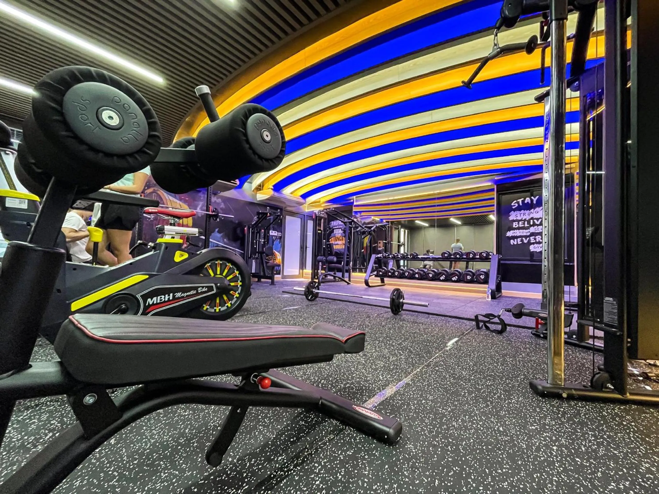 Fitness centre/facilities in Cat Ba Paradise Hotel - Sky Bar & Massage