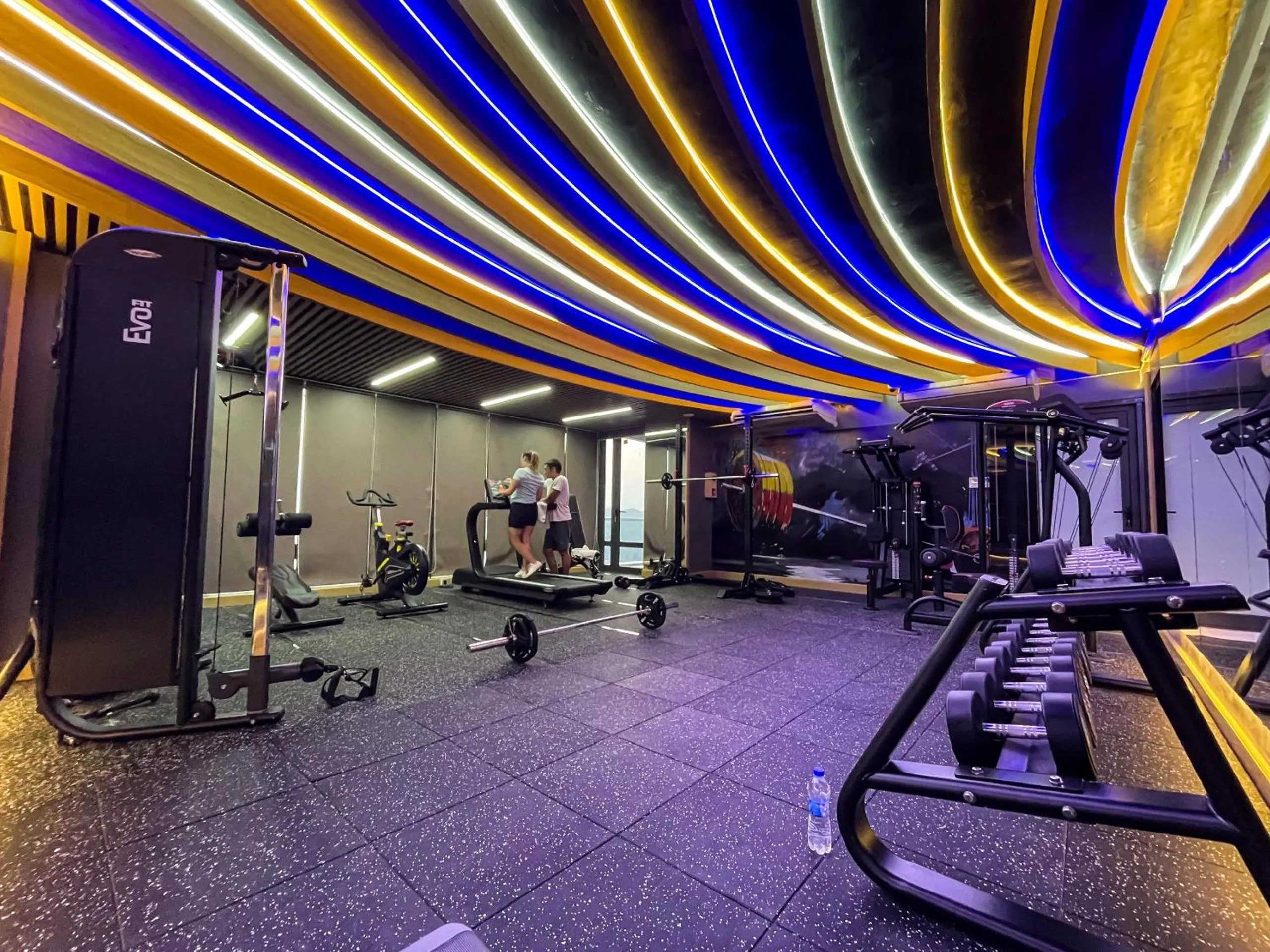 Fitness centre/facilities in Cat Ba Paradise Hotel - Sky Bar & Massage