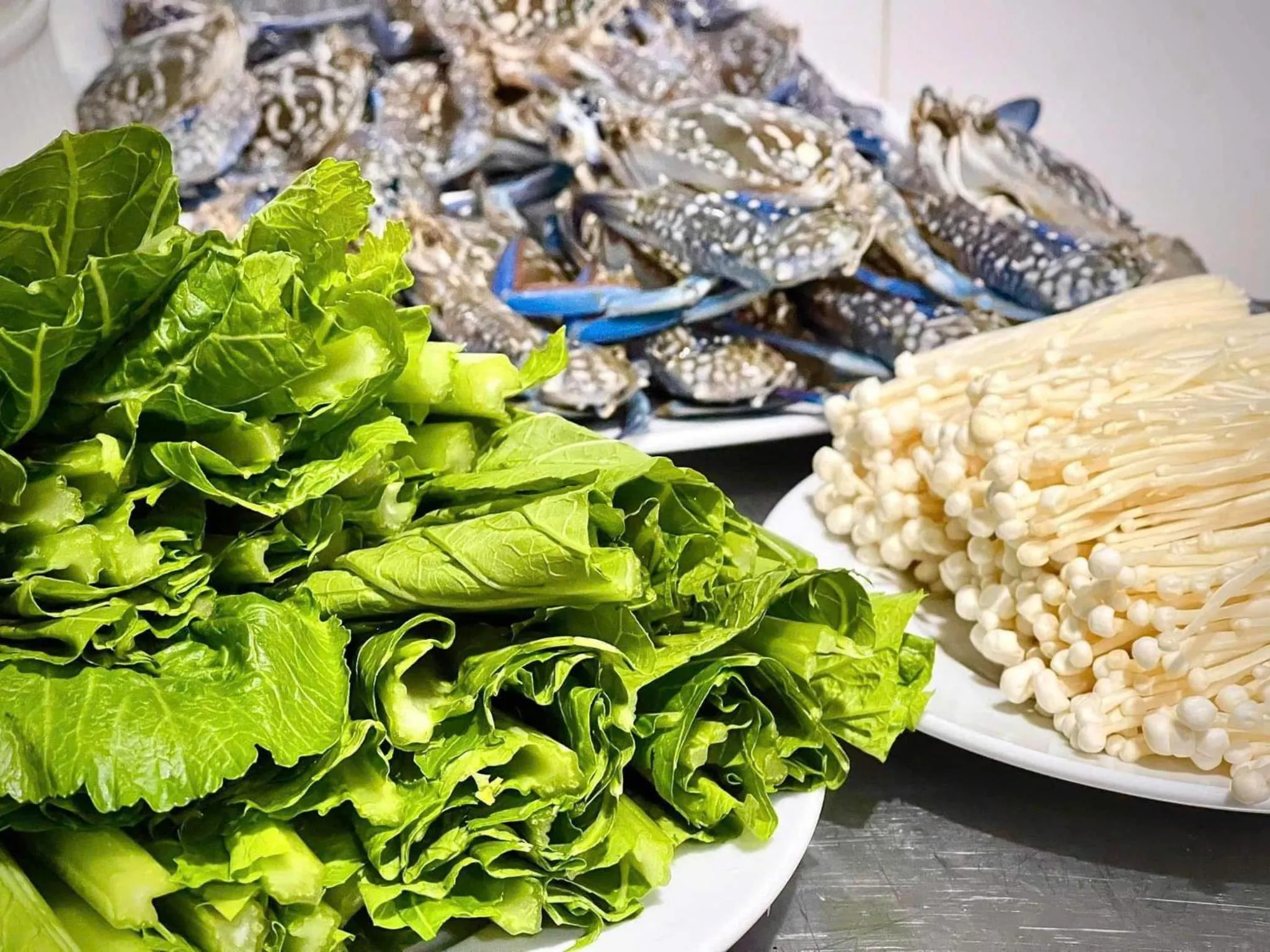 Restaurant/places to eat in Cat Ba Paradise Hotel - Sky Bar & Massage