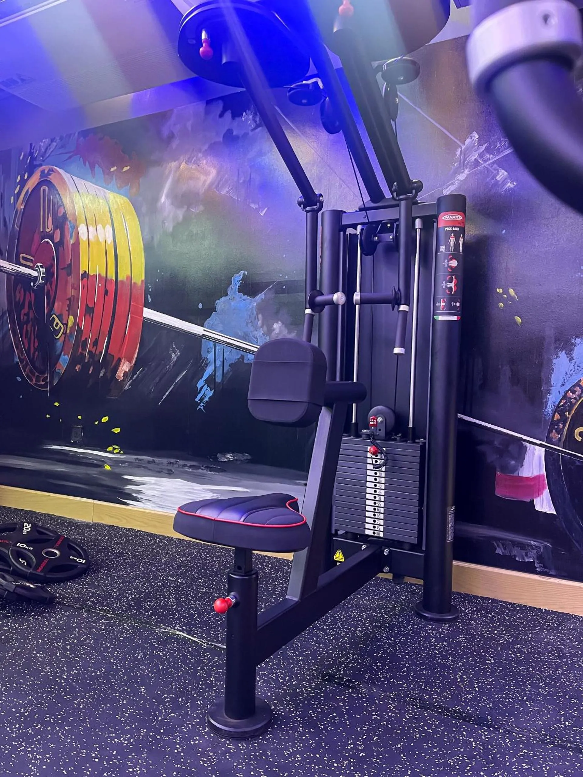 Fitness centre/facilities in Cat Ba Paradise Hotel - Sky Bar & Massage