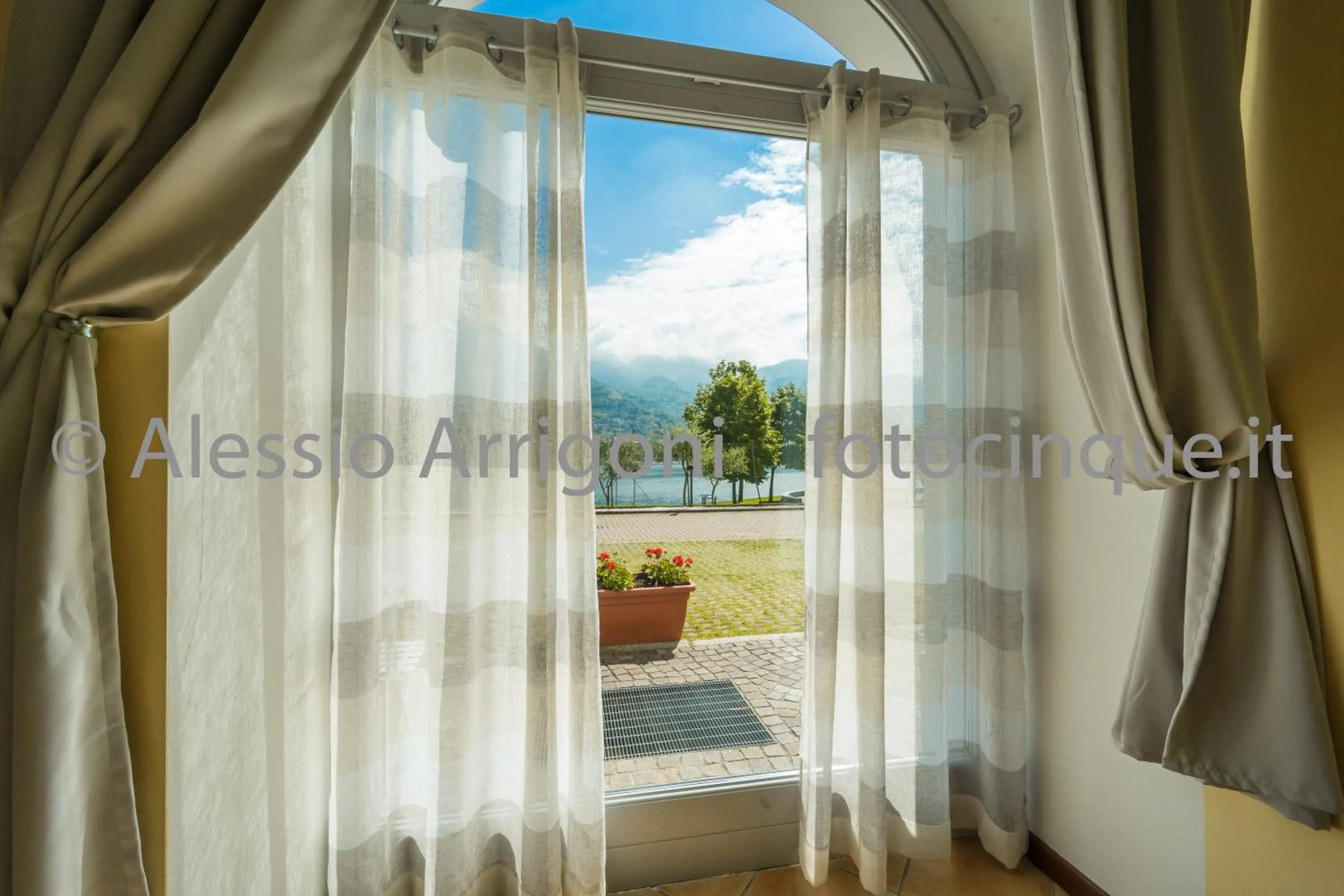 Garden view in BlueLake Inn