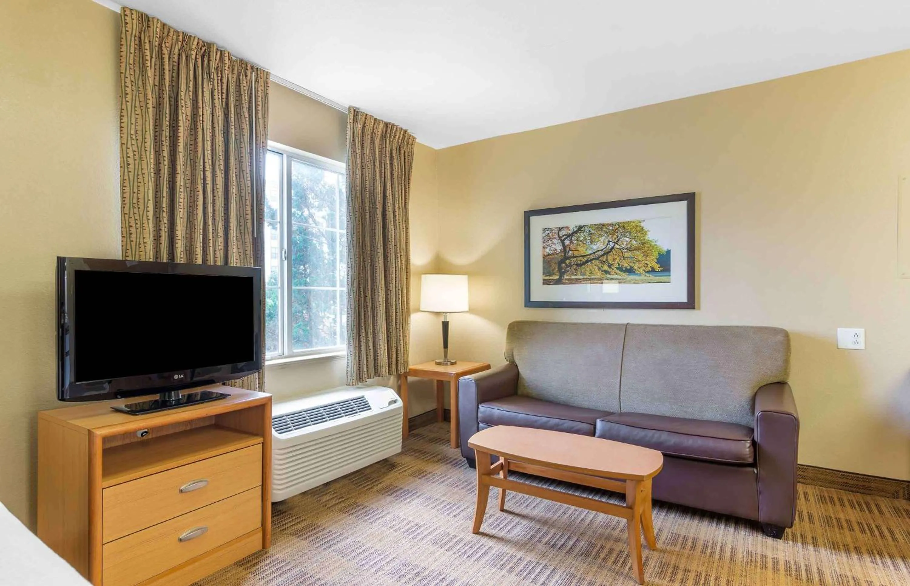 Bedroom in Extended Stay America Select Suites - Atlanta - Marietta - Wildwood