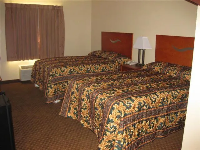 Bed in Heritage Inn