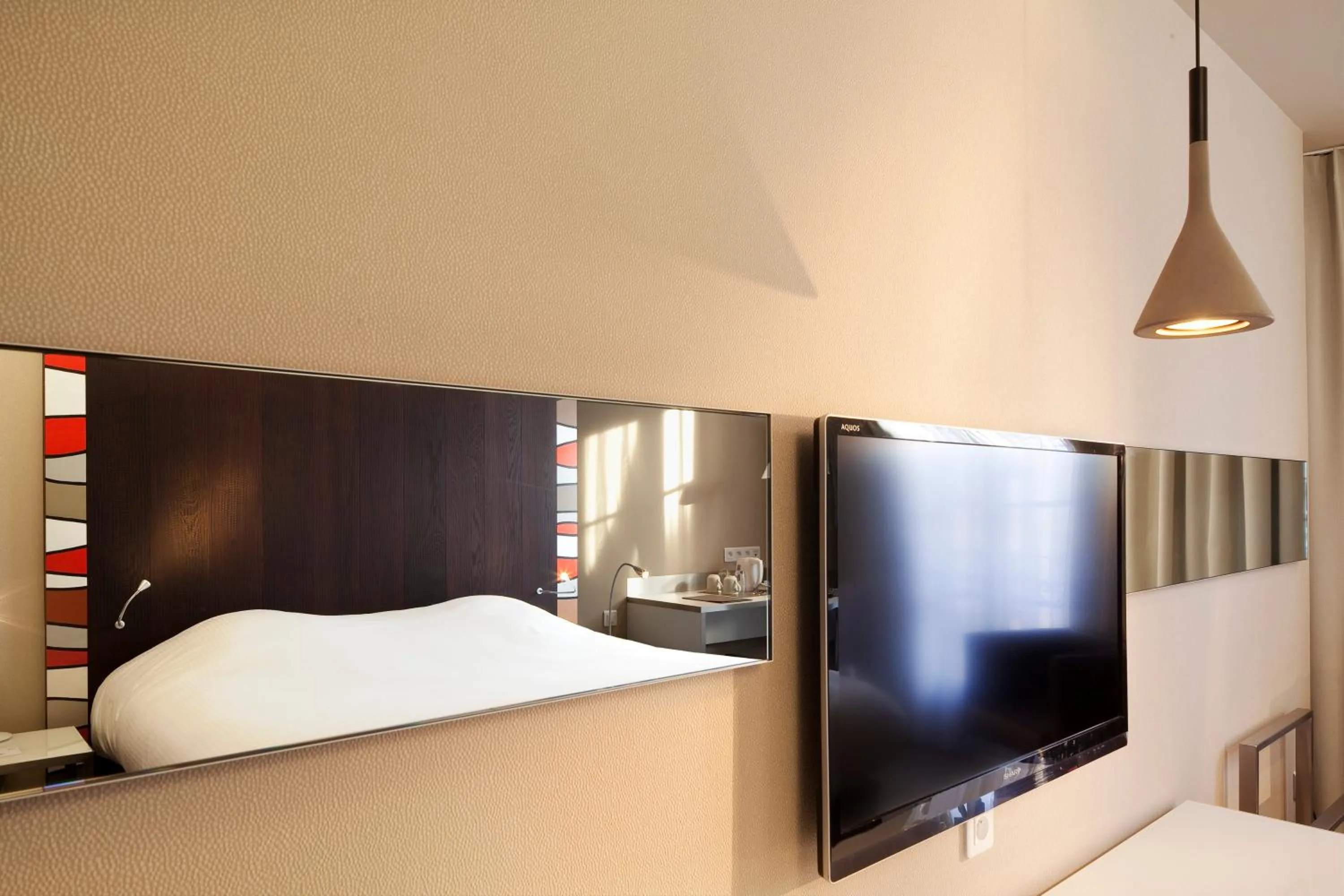 Bedroom, Bed in Hotel Le Colombier