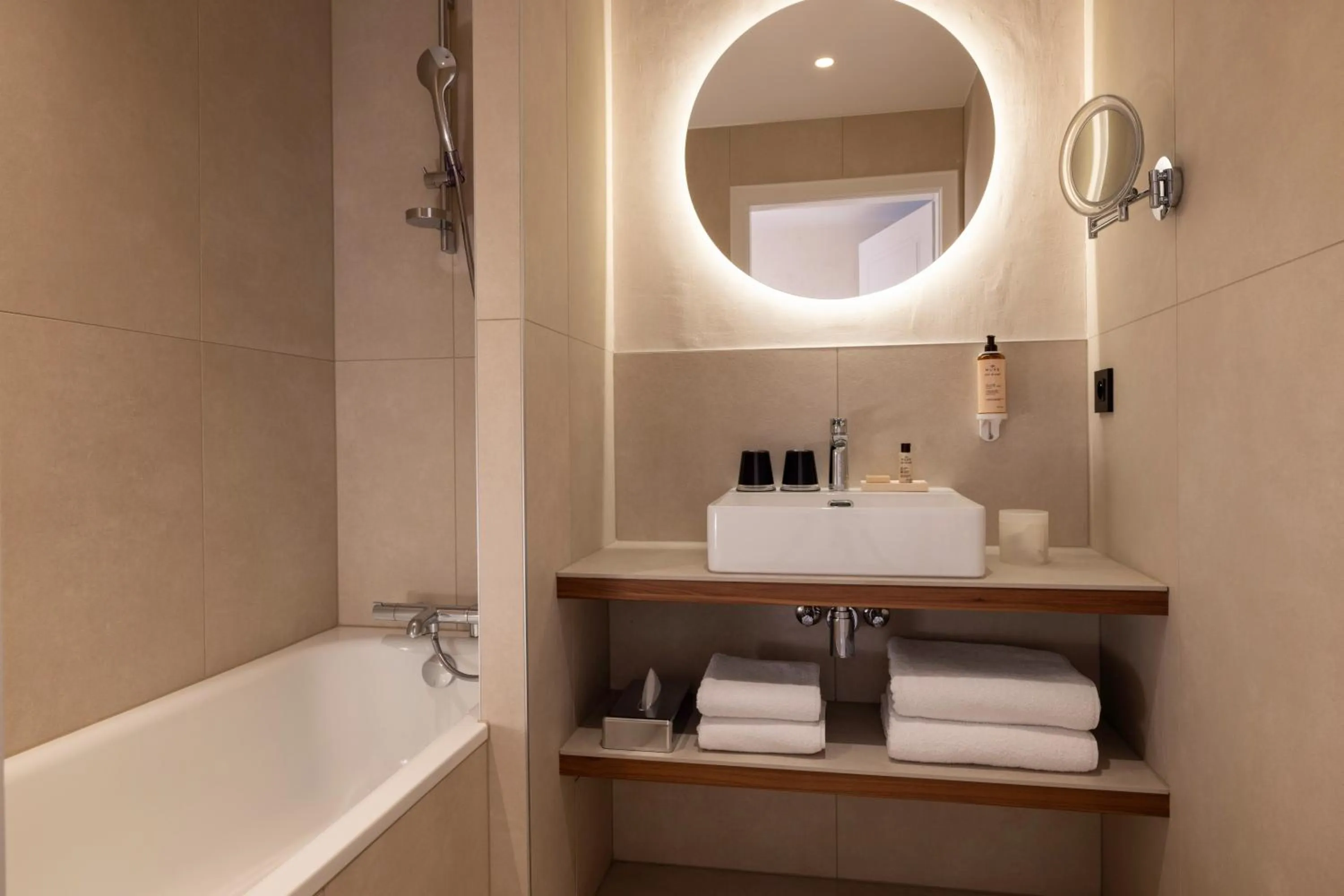 Bathroom in Hotel Le Colombier