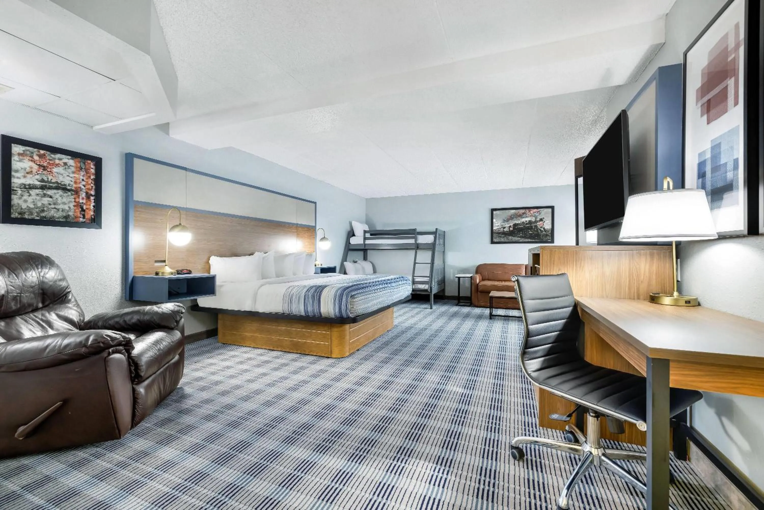 Photo of the whole room, Bed in AmericInn by Wyndham Aberdeen Event Center