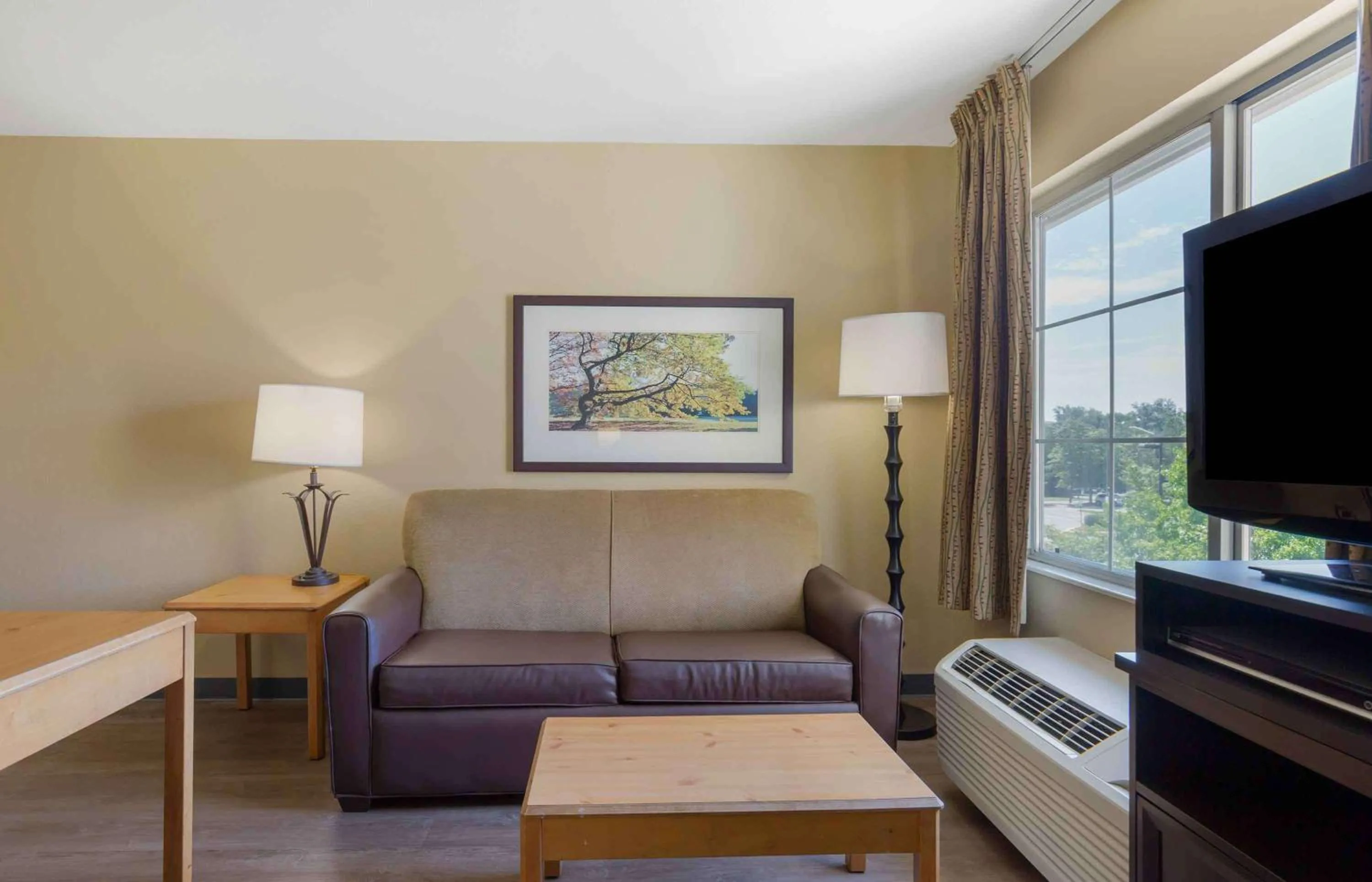 Bedroom in Extended Stay America Suites - Washington, DC - Chantilly - Airport