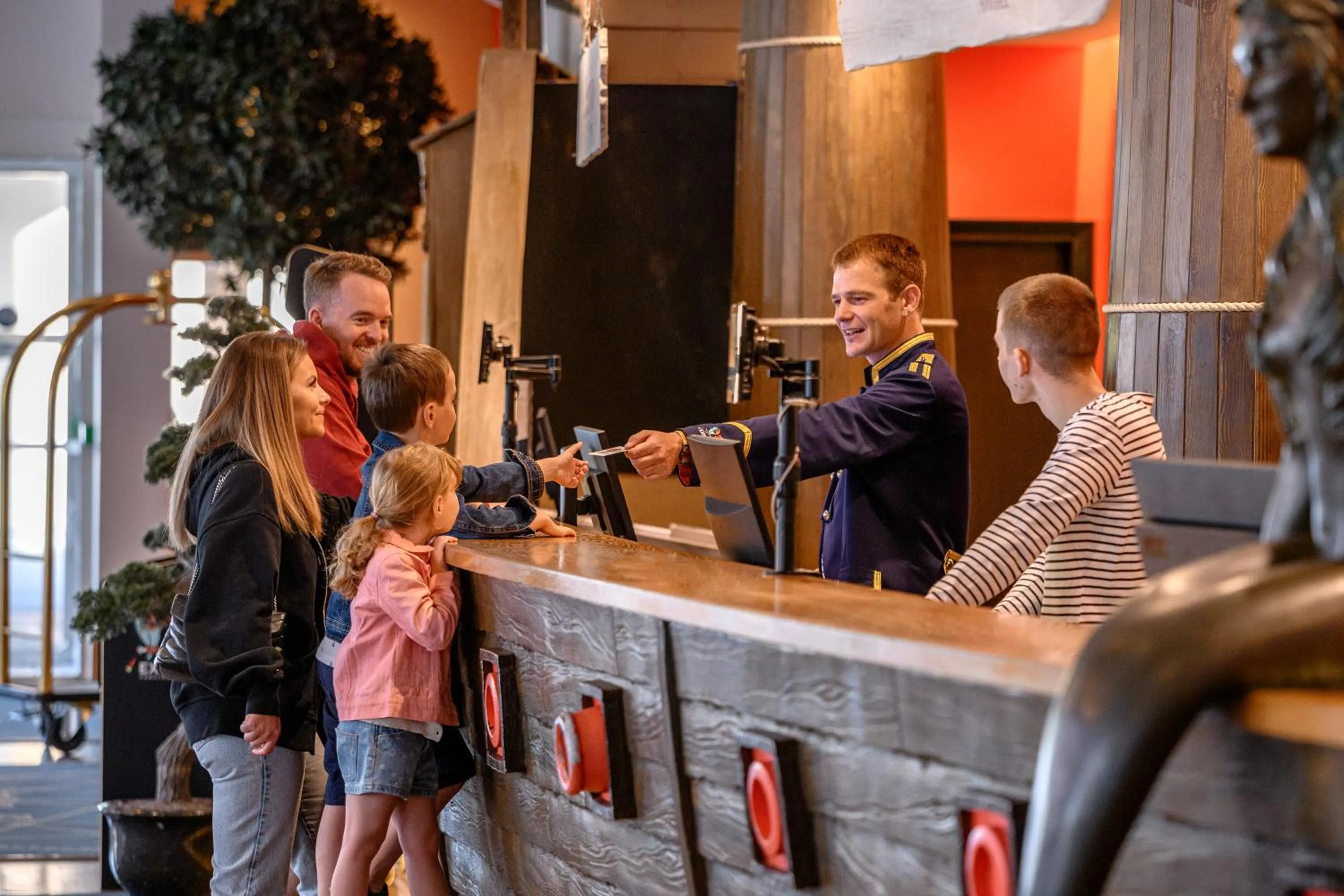 Property building in Explorers Hotel Marne-la-Vallée