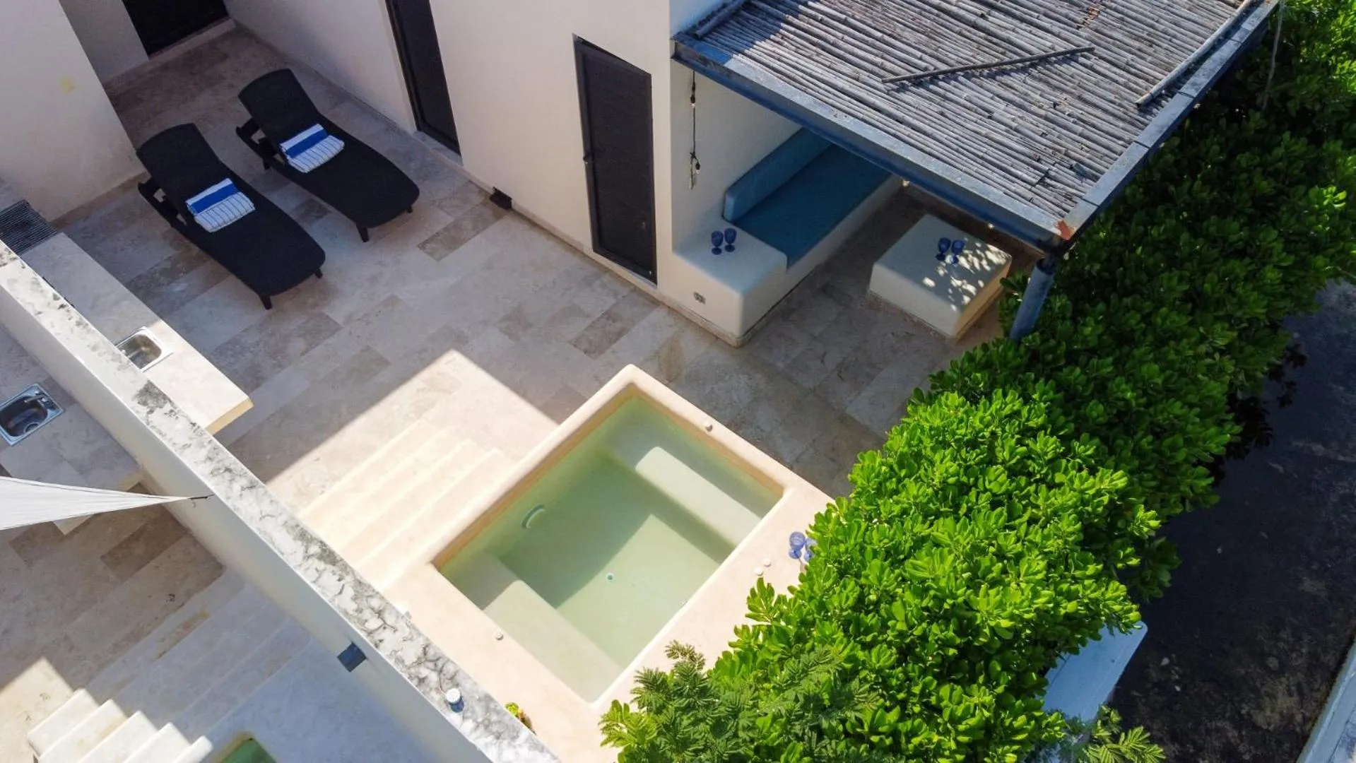 Property building in Luxurious Penthouse with Jungle View & Private Pool