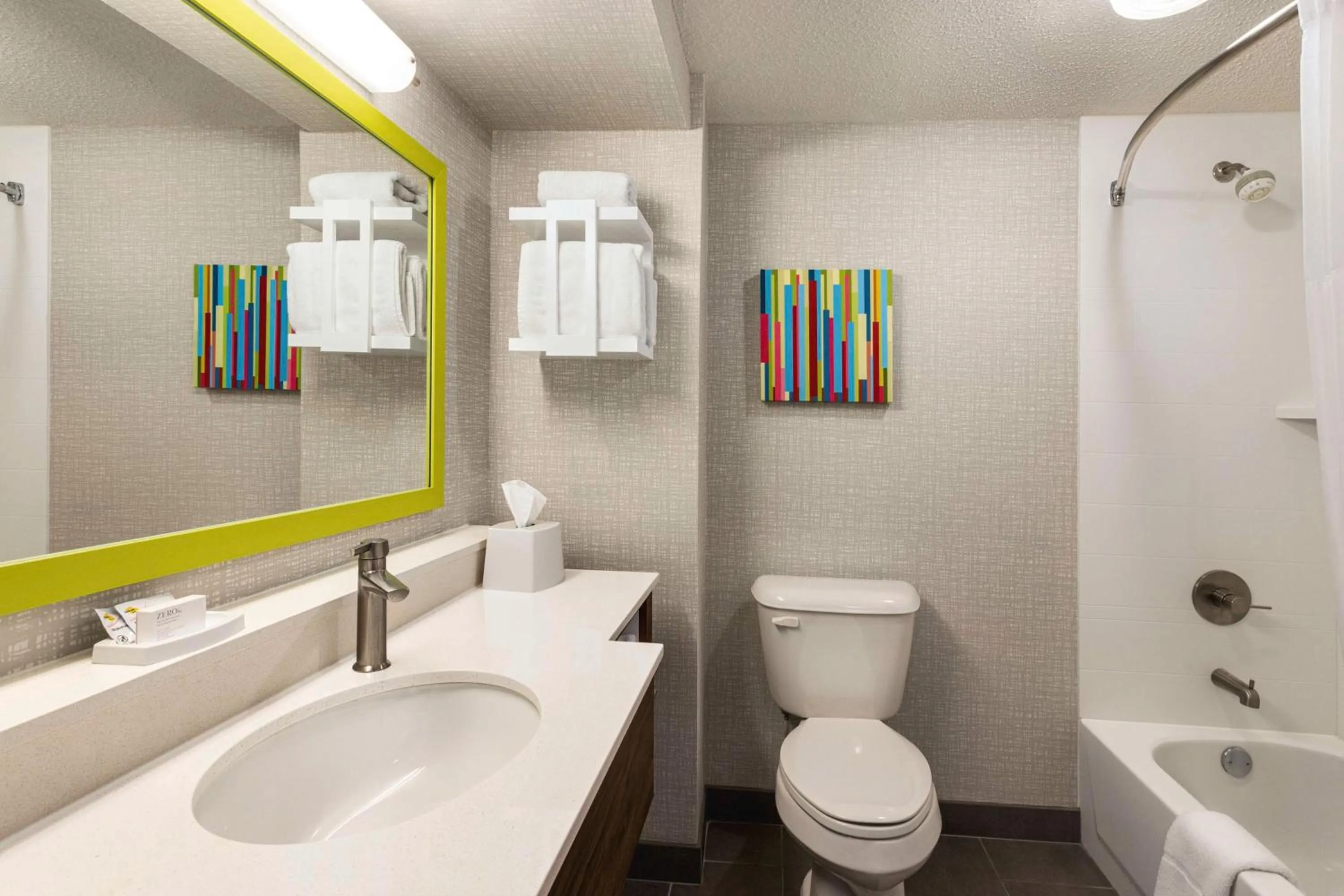 Bathroom in Hampton Inn & Suites Springfield