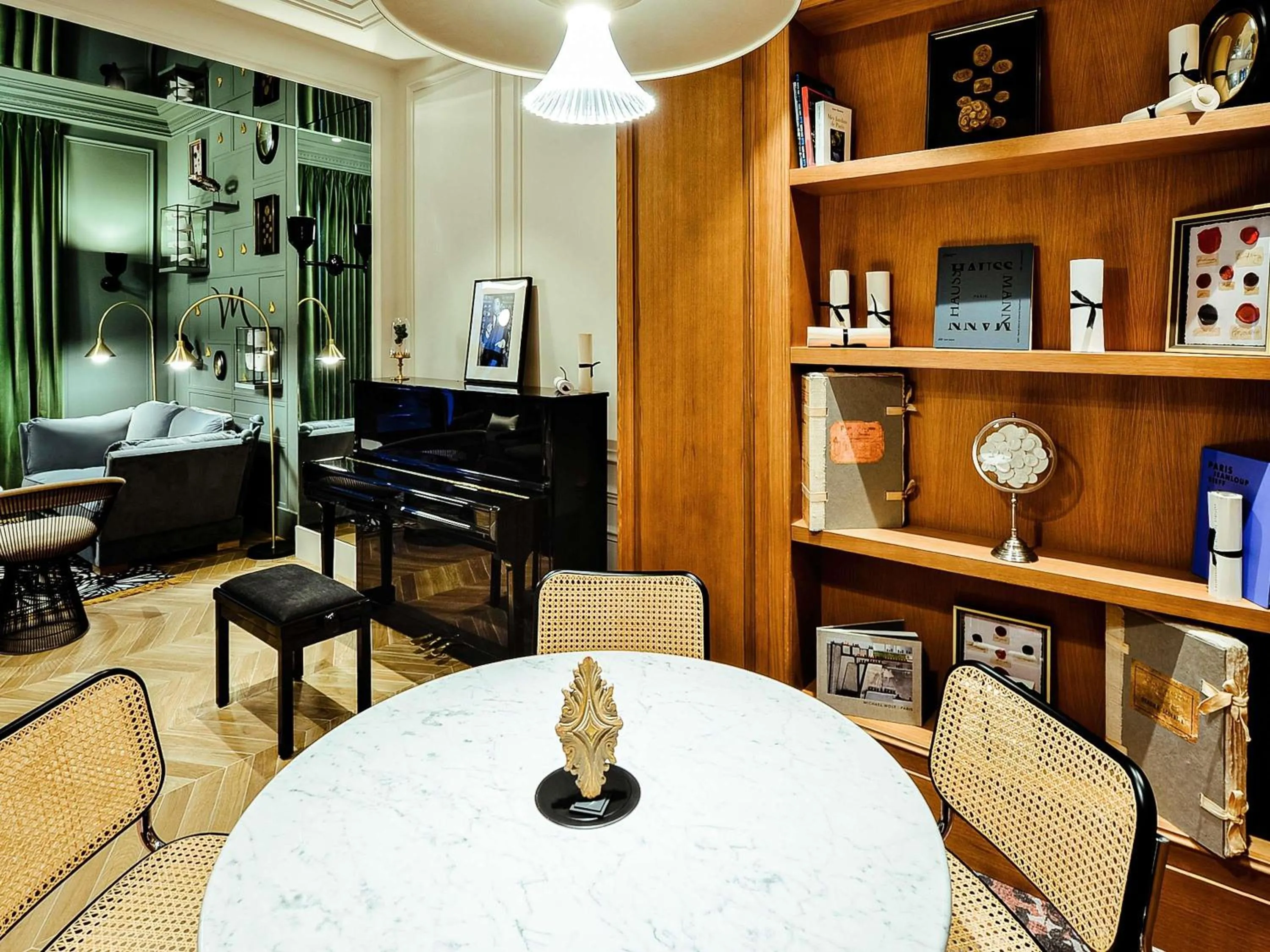 Lounge or bar in Mercure Paris Gare De Lyon Opera Bastille