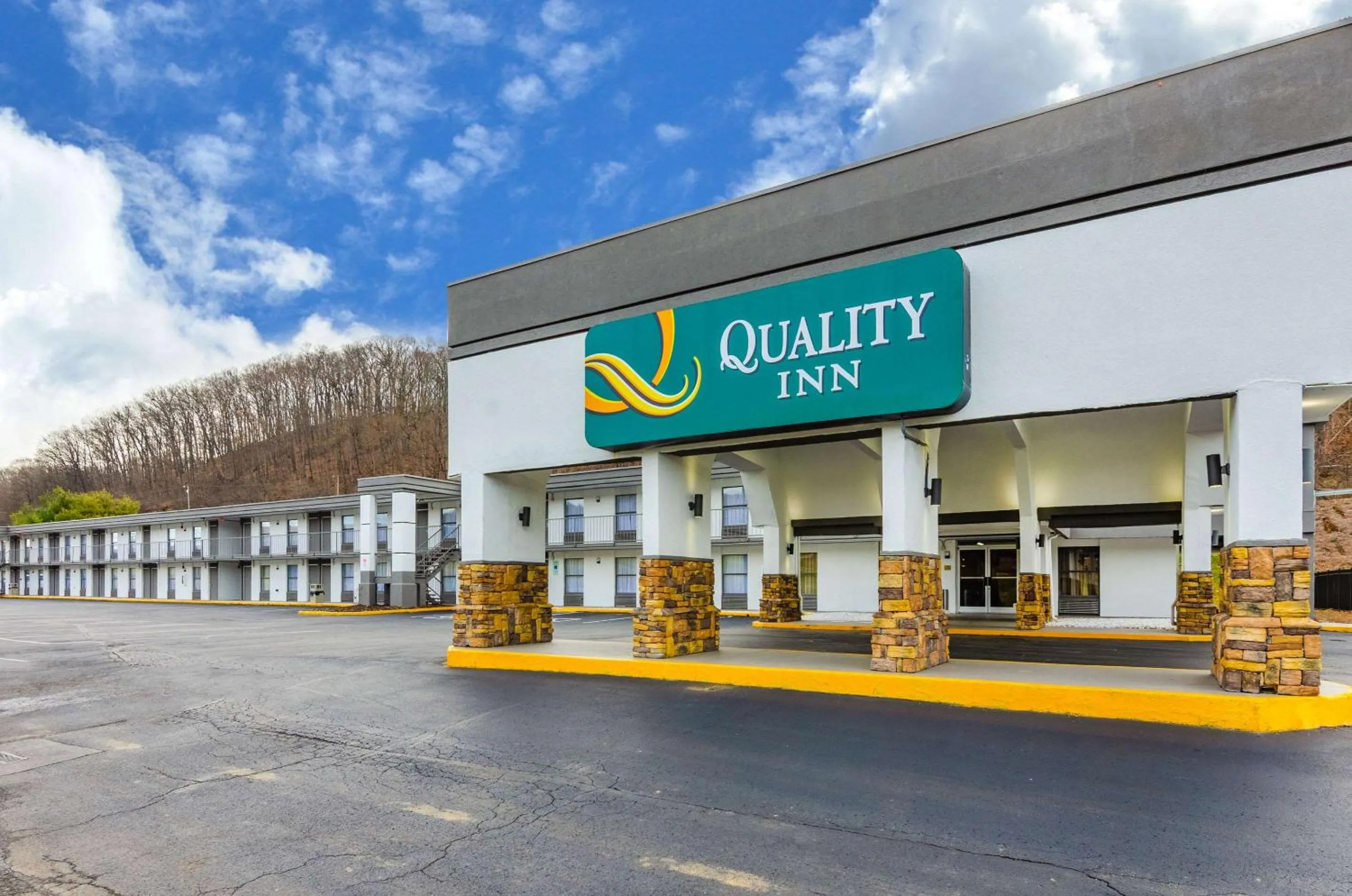 Property building in Quality Inn