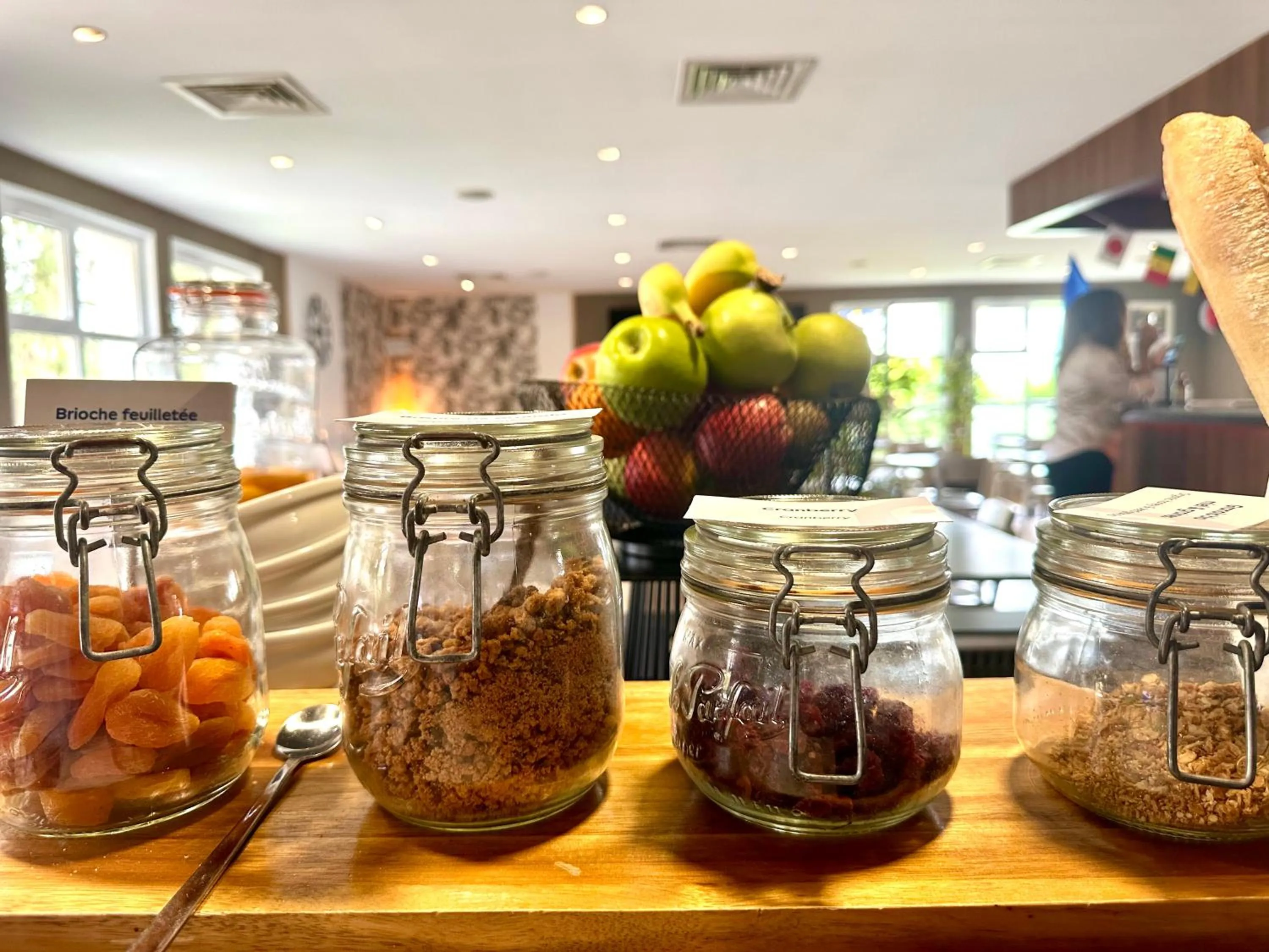 Breakfast in Campanile Hotel Chantilly