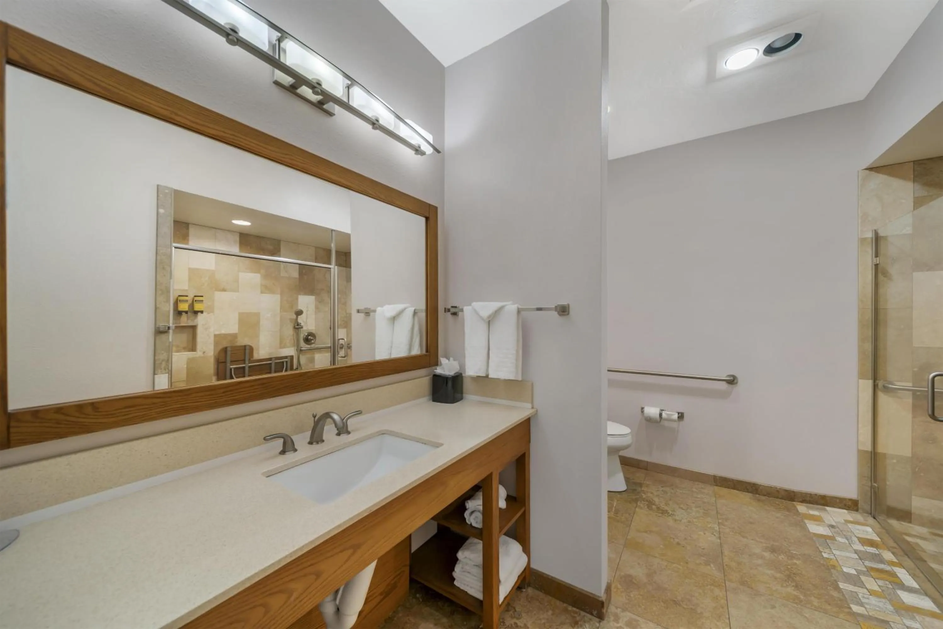 Bathroom in Best Western Plus Northwoods Inn