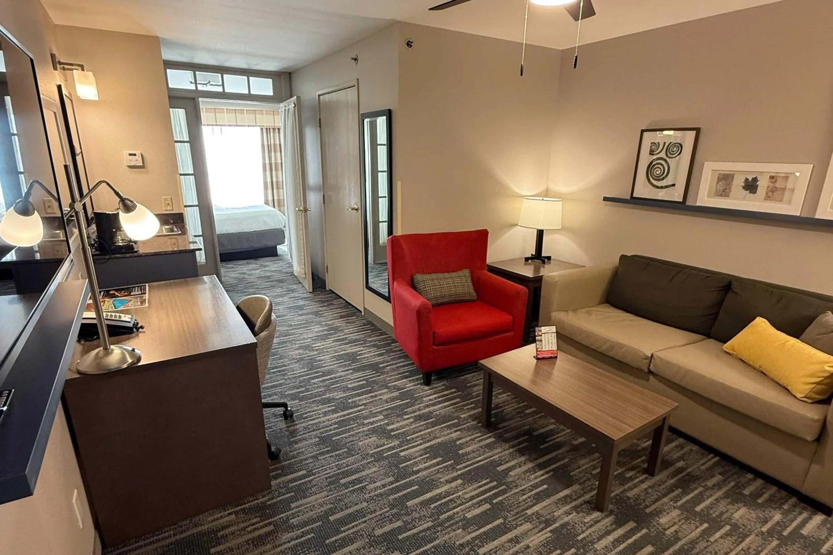 Bedroom in Country Inn & Suites by Radisson Kenosha - Pleasant Prairie