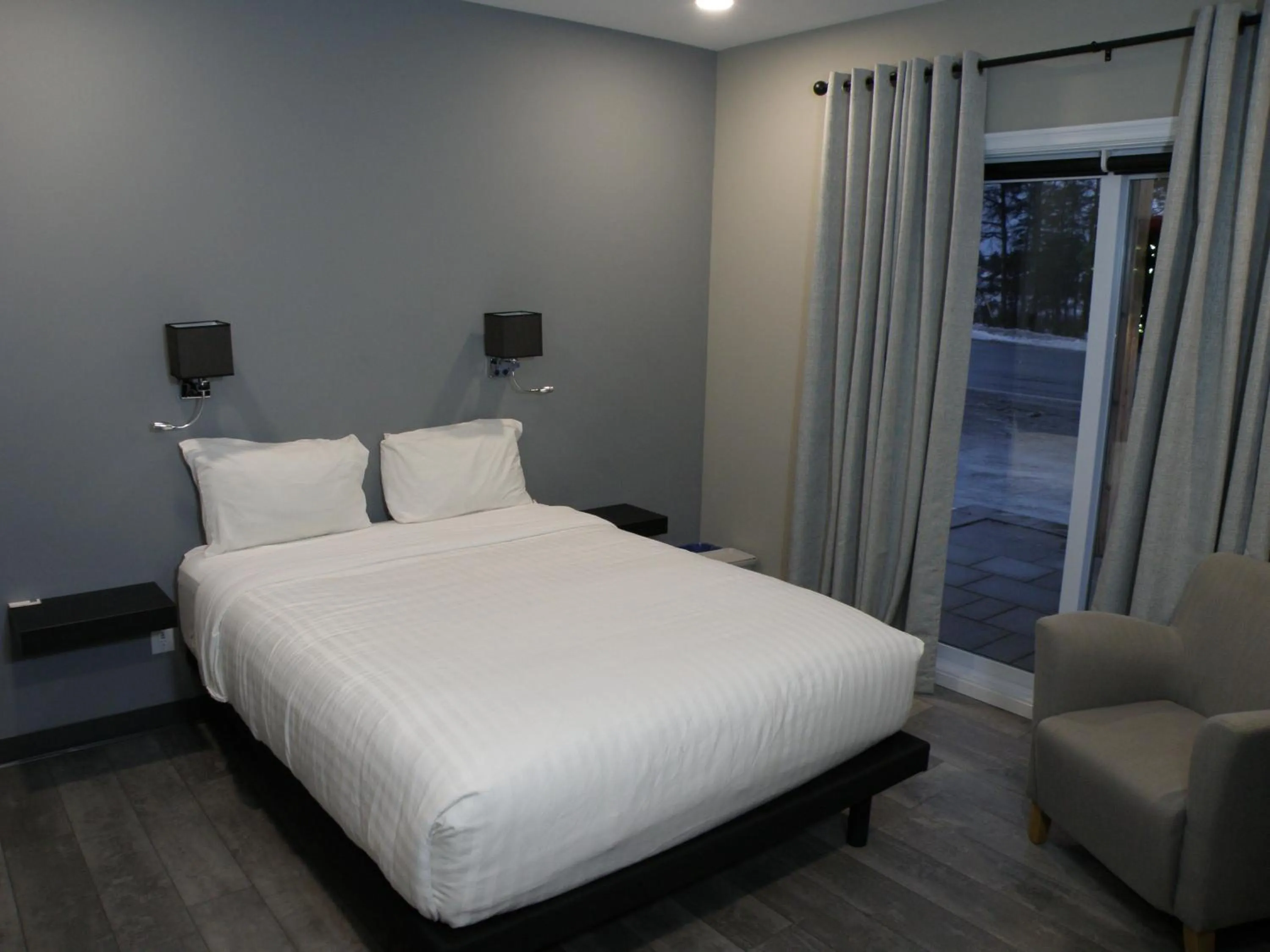 Bed in Motel Hotelia