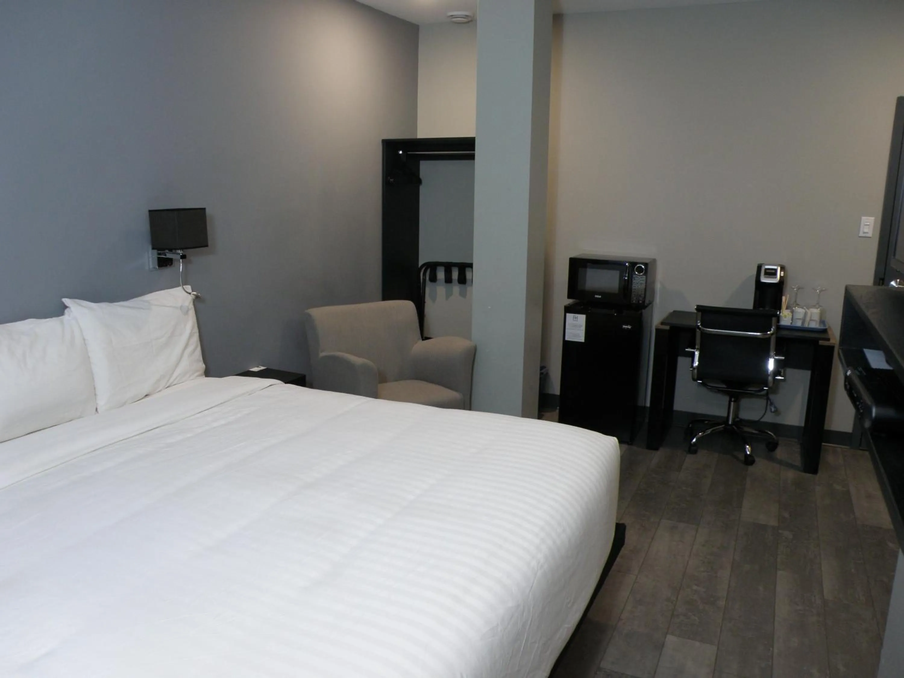 Bed in Motel Hotelia