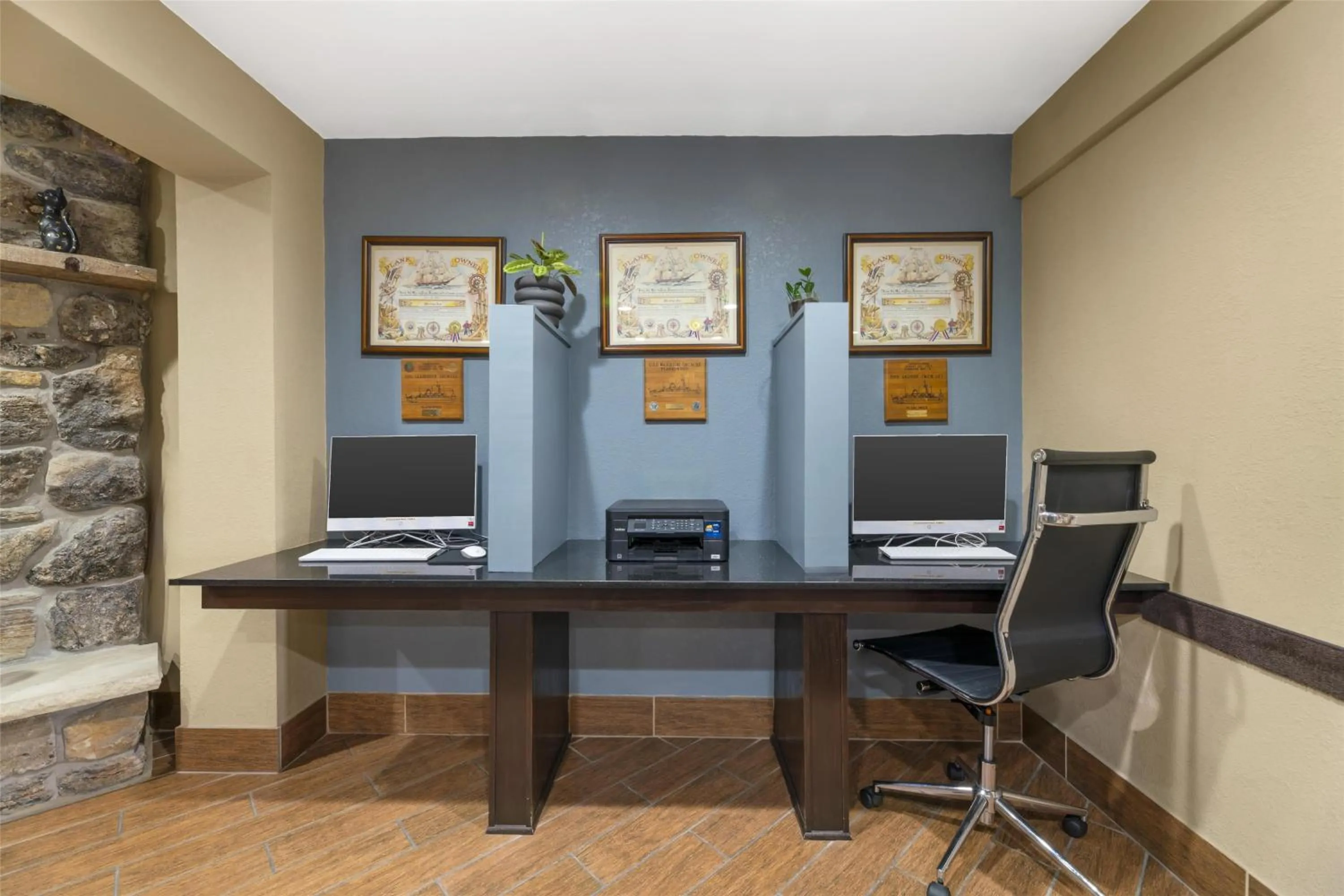 Business facilities in Best Western Maritime Inn
