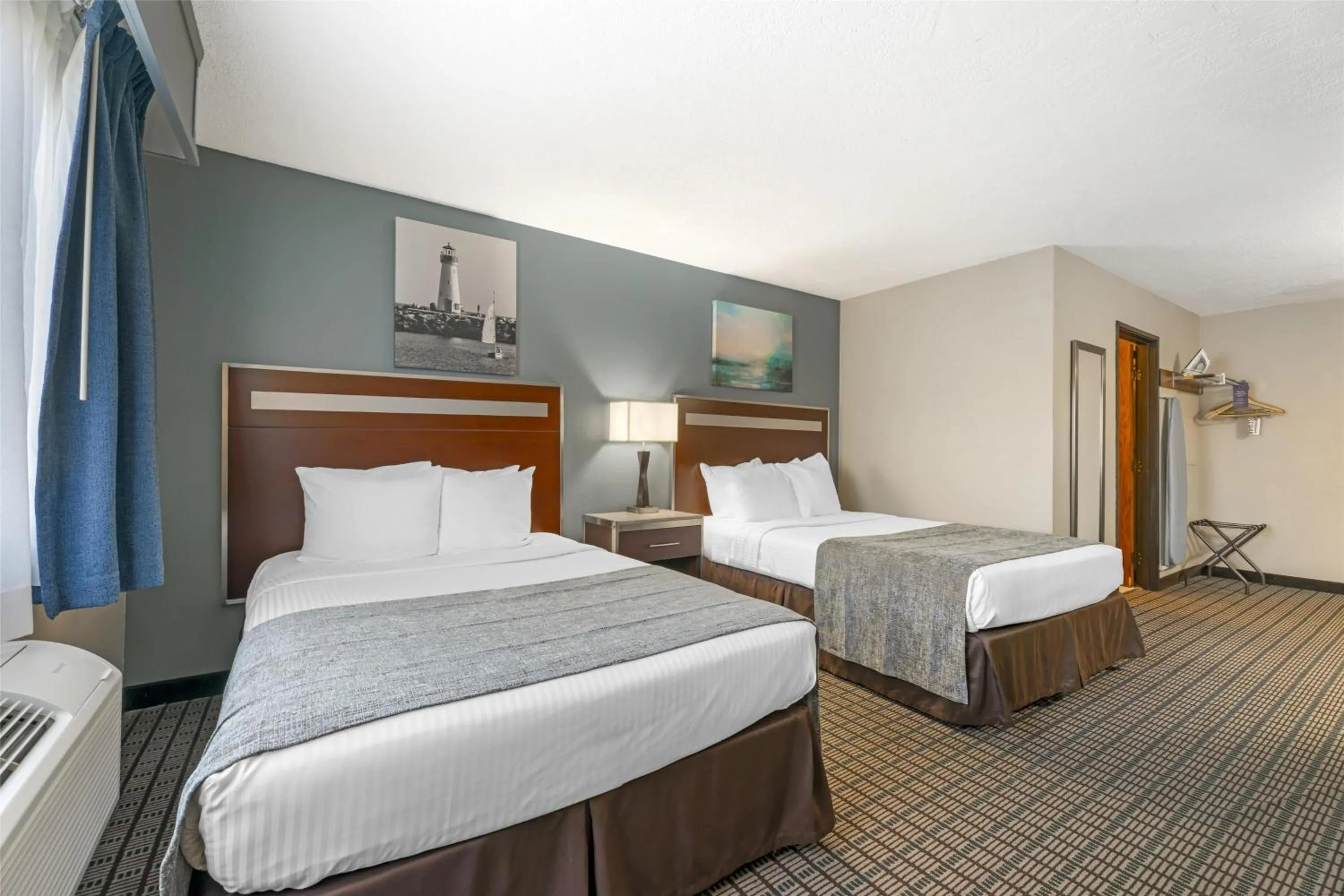 Bedroom, Bed in Best Western Maritime Inn