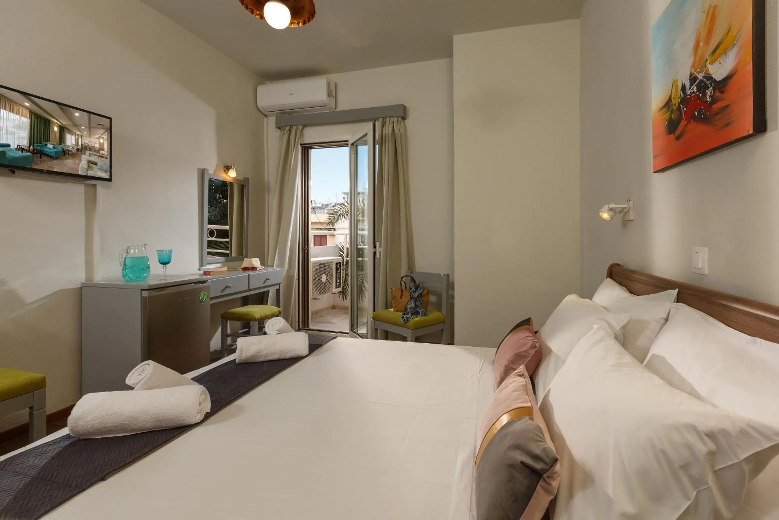 Bed in Asterion Hotel