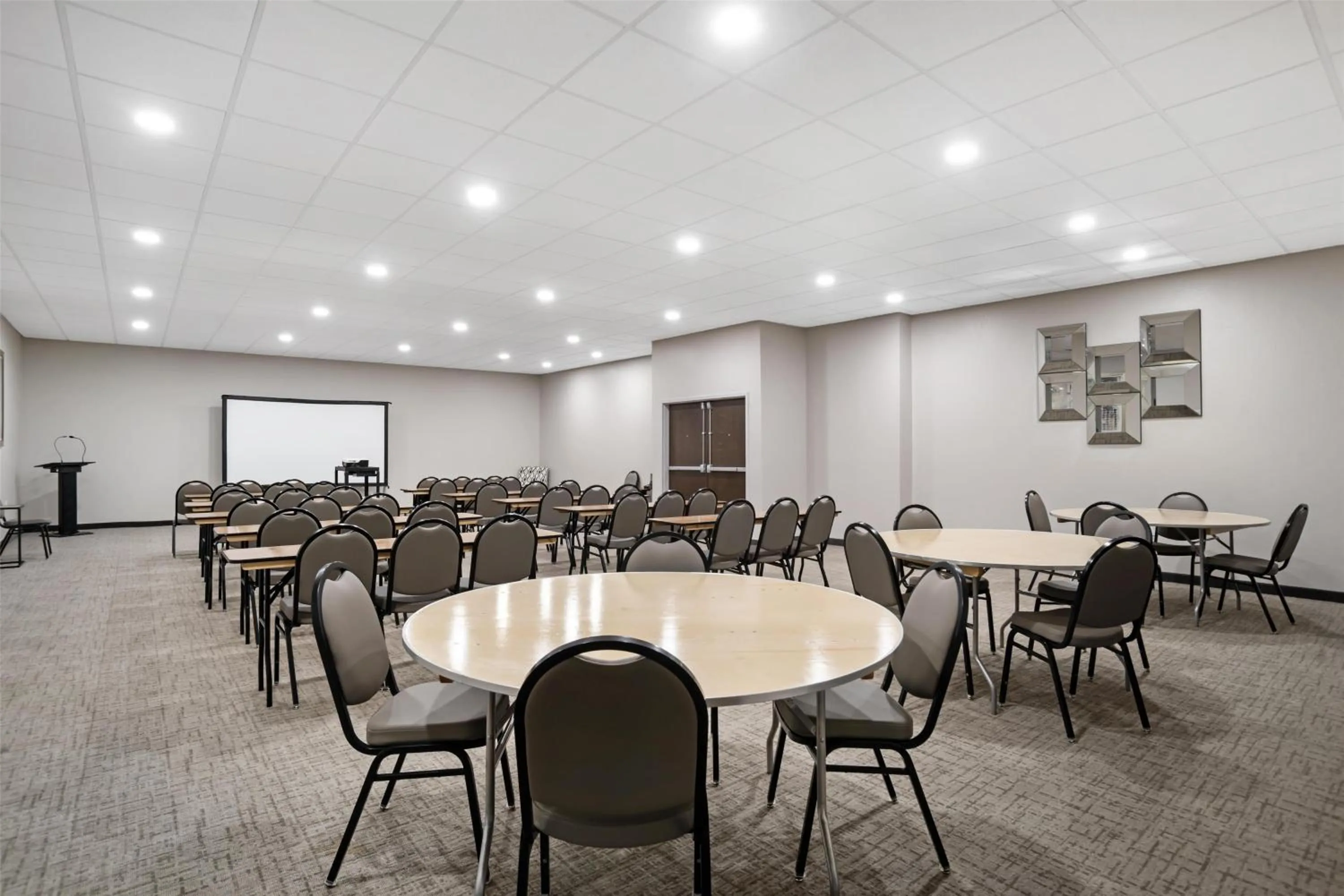 Meeting/conference room in Best Western Brewton Inn