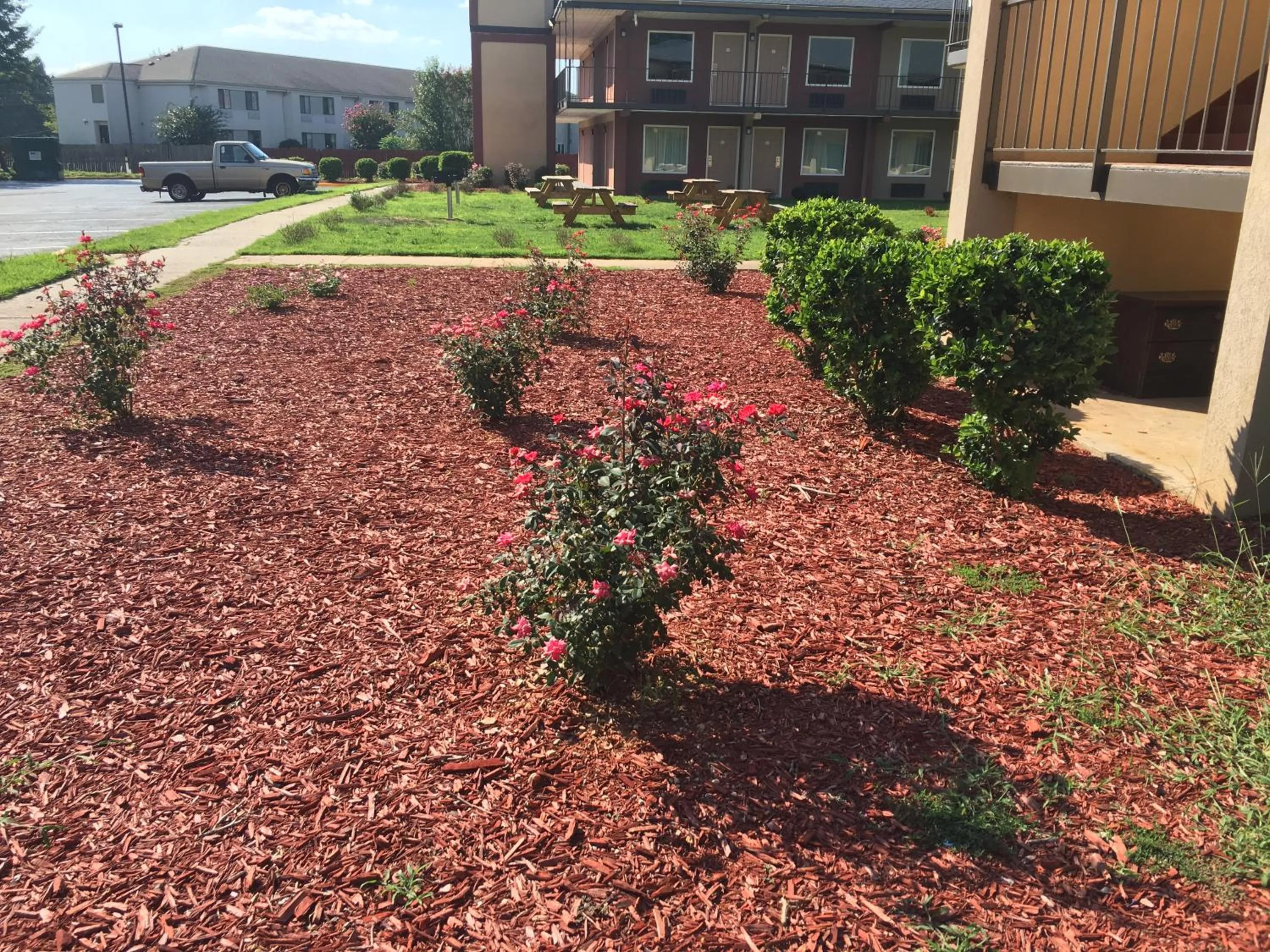 Days Inn by Wyndham Lavonia