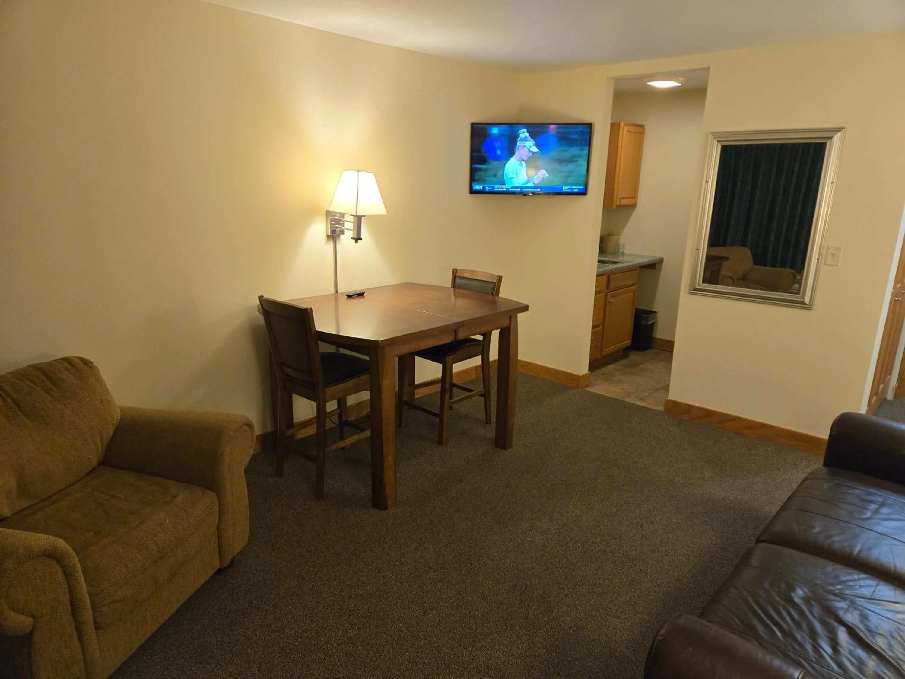 Travelers Lodge Marshall