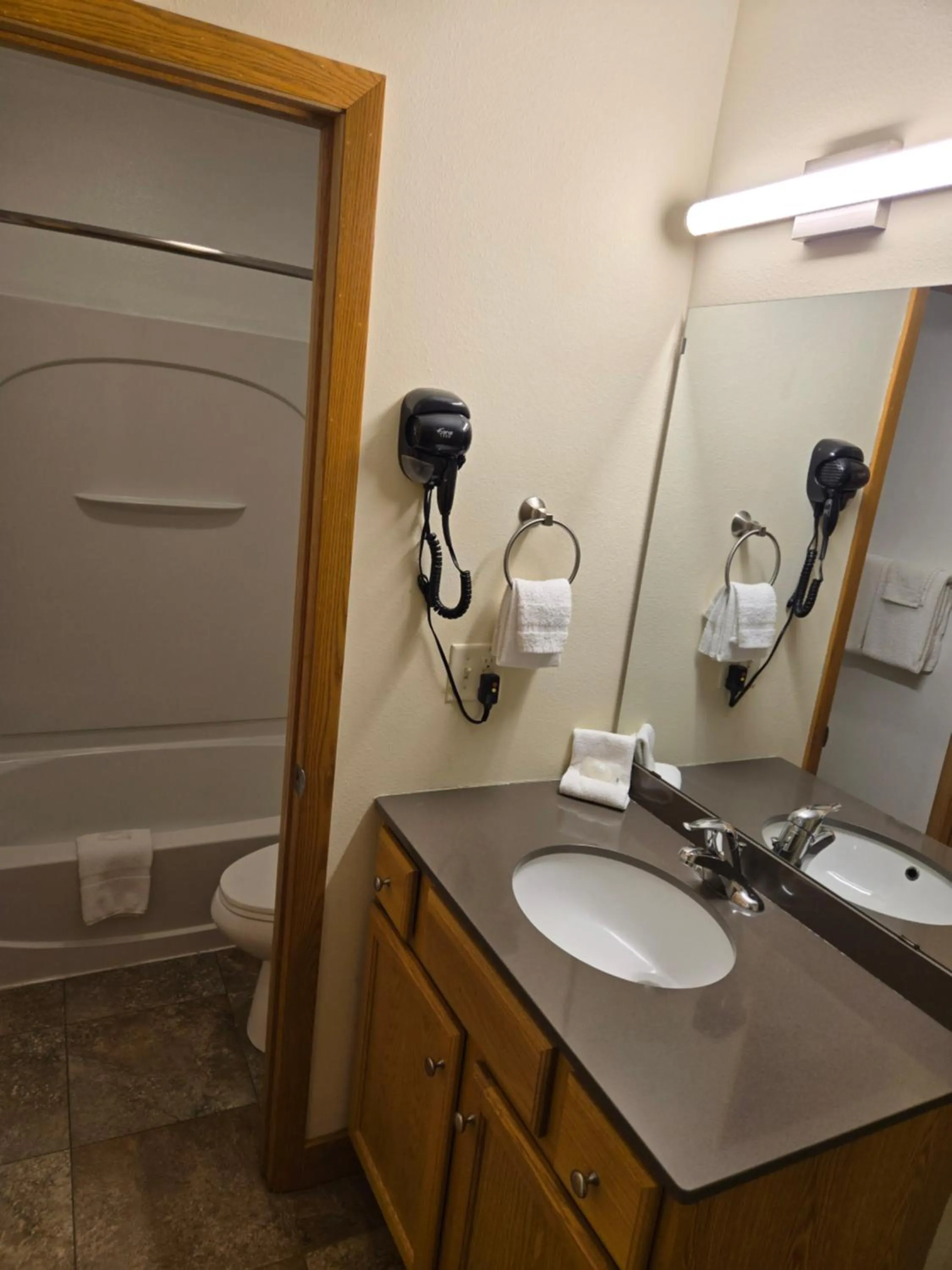 Travelers Lodge Marshall