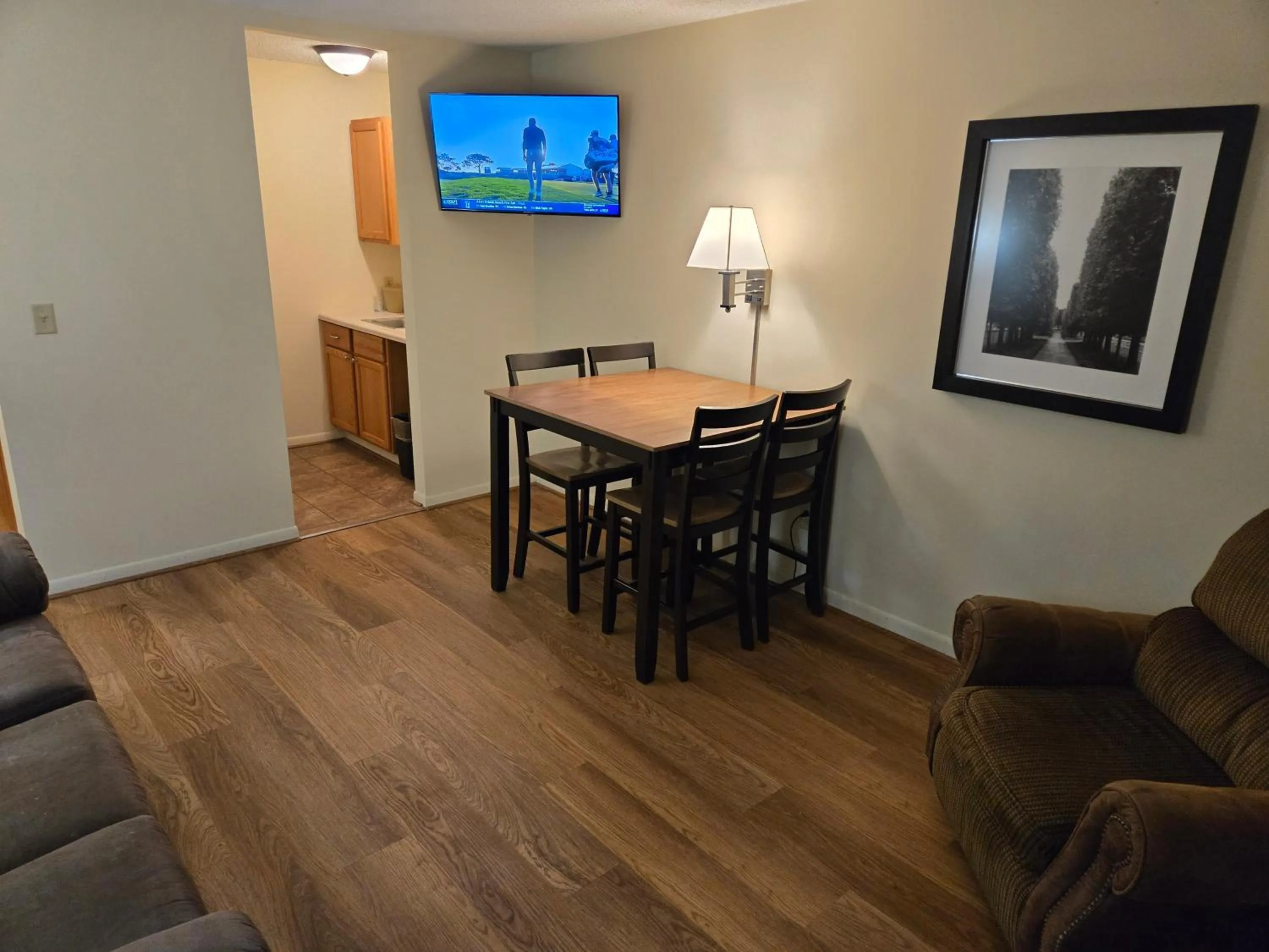 Travelers Lodge Marshall