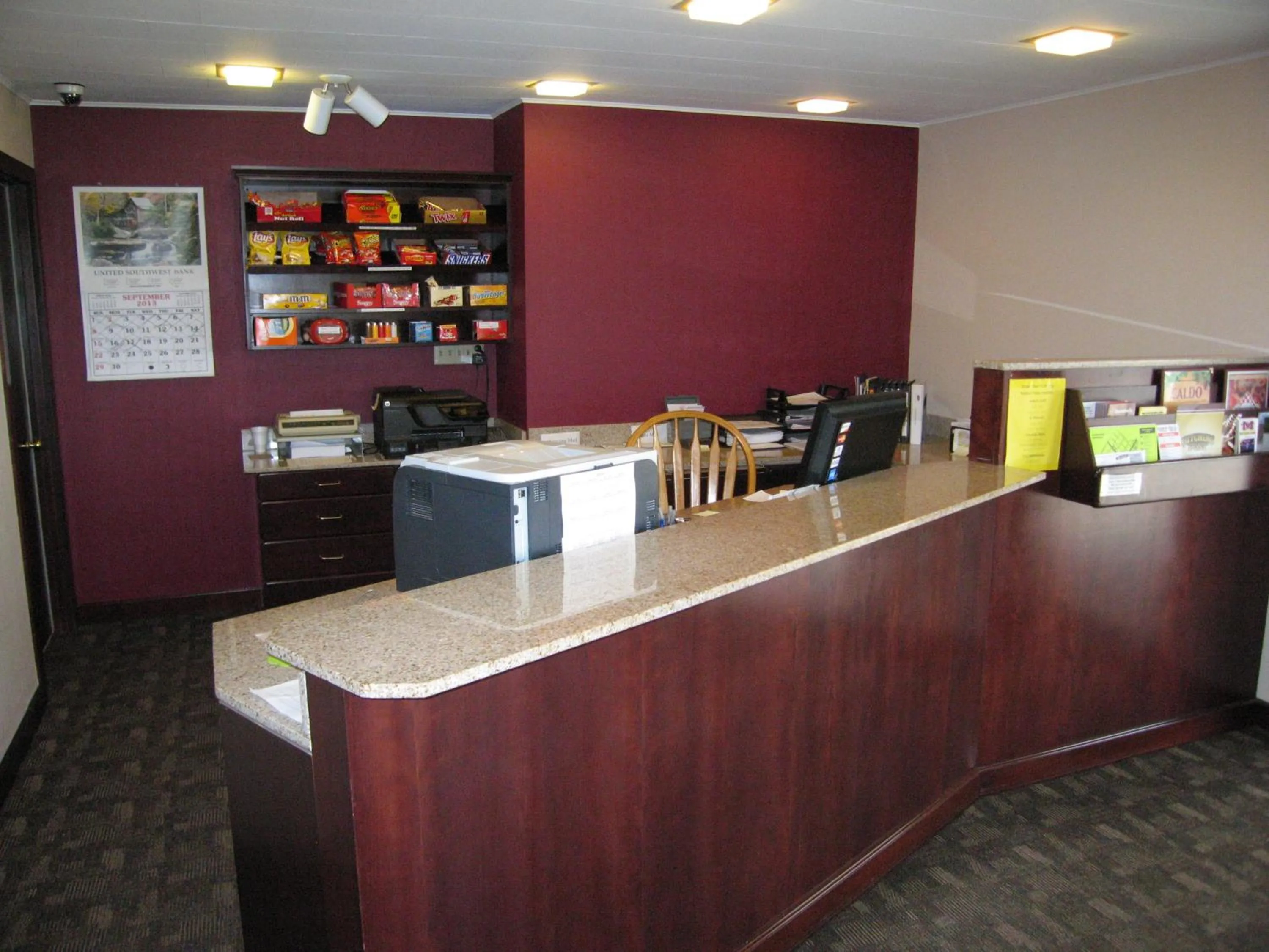 Lobby or reception in Travelers Lodge Marshall