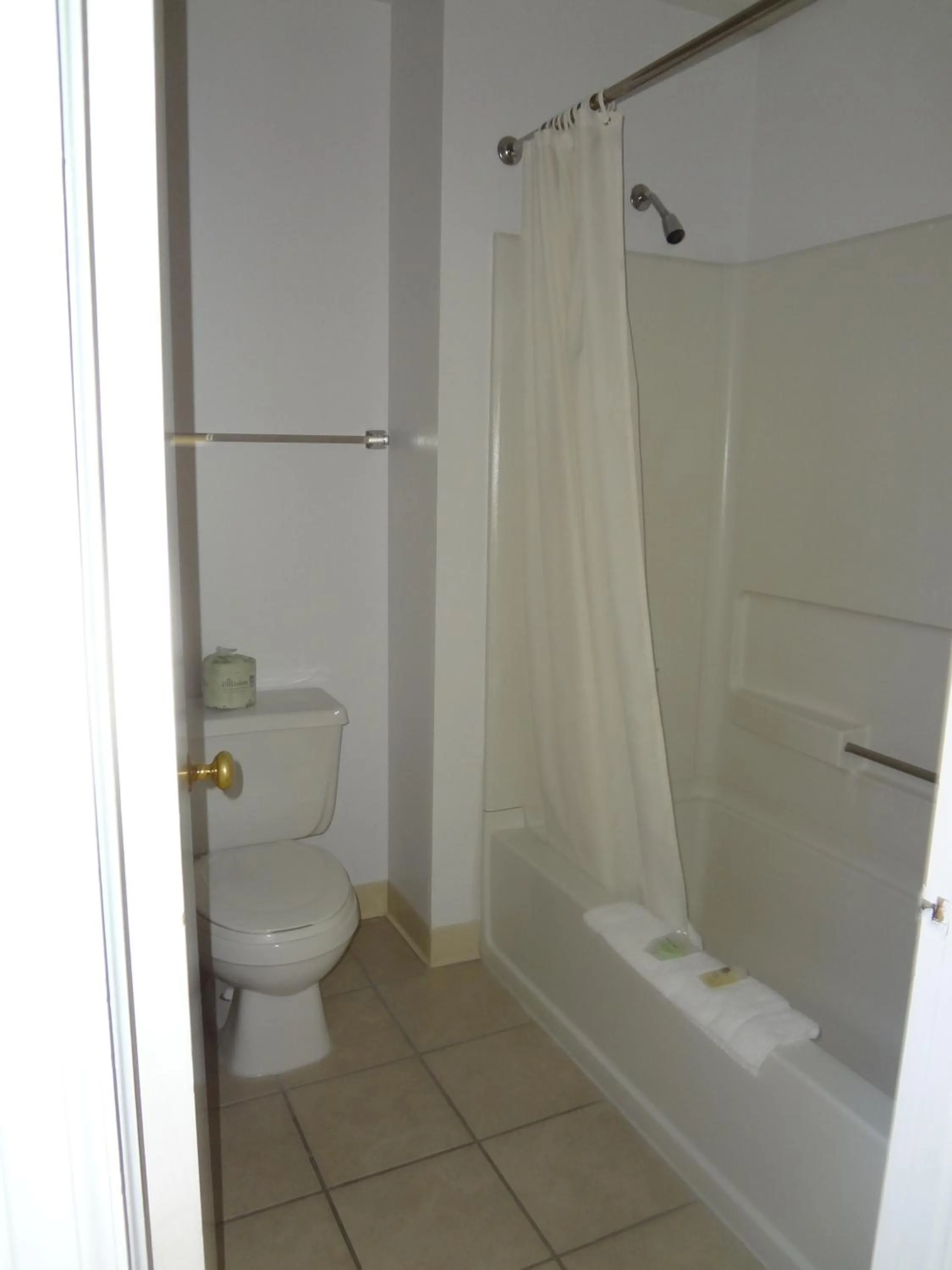 Bathroom in A Western Rose