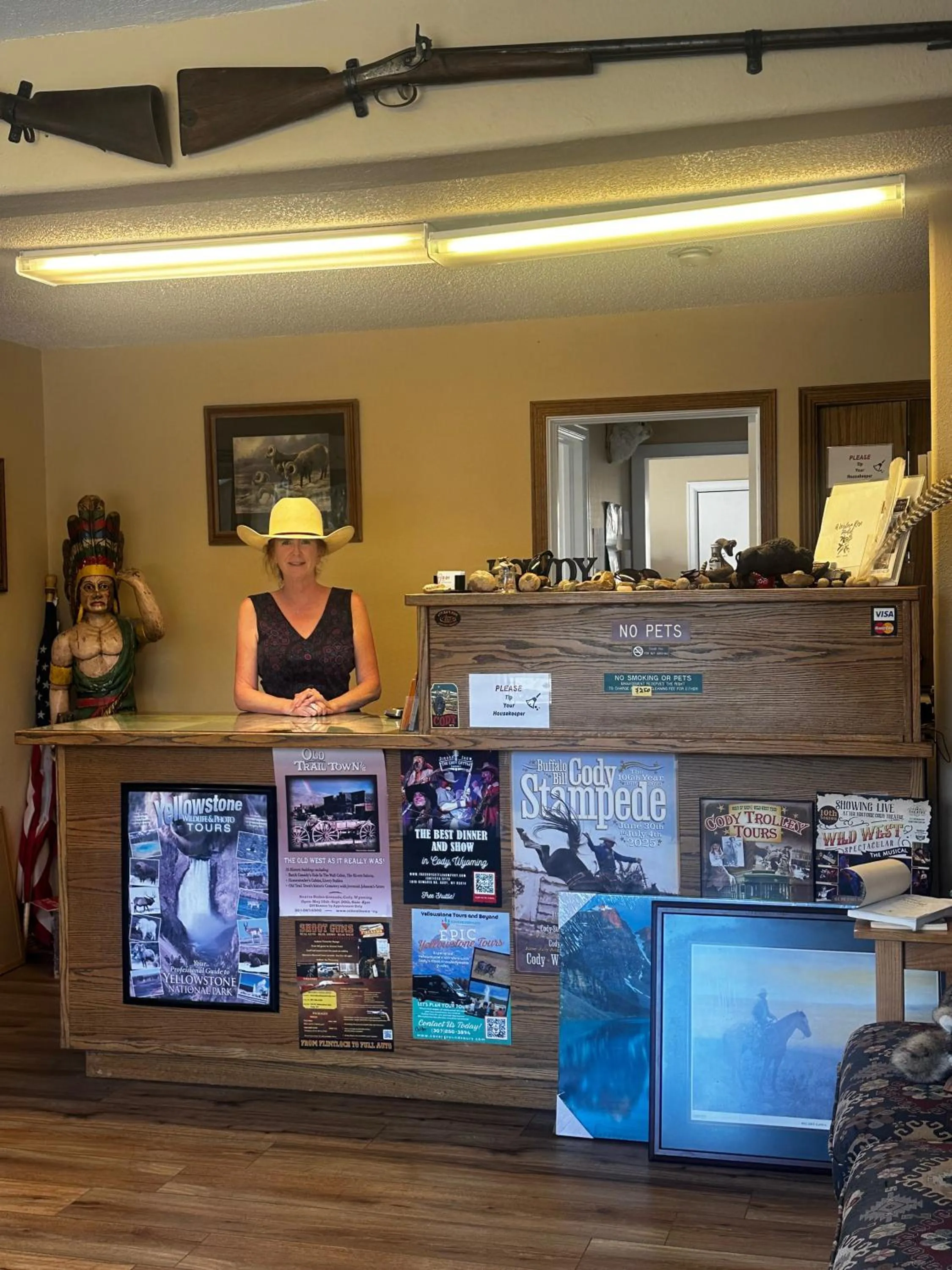 Lobby or reception in A Western Rose