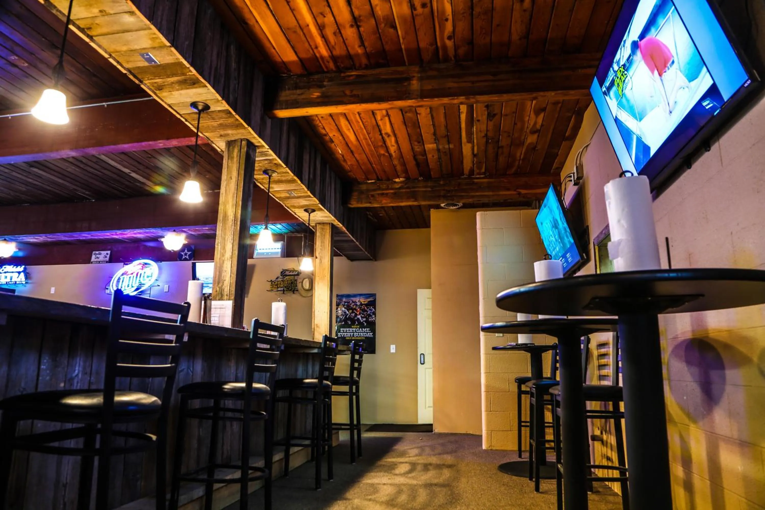 Restaurant/places to eat in Old School Motel RV