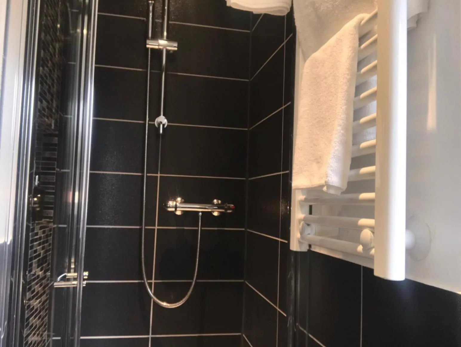 Bathroom in Amarillo Guesthouse