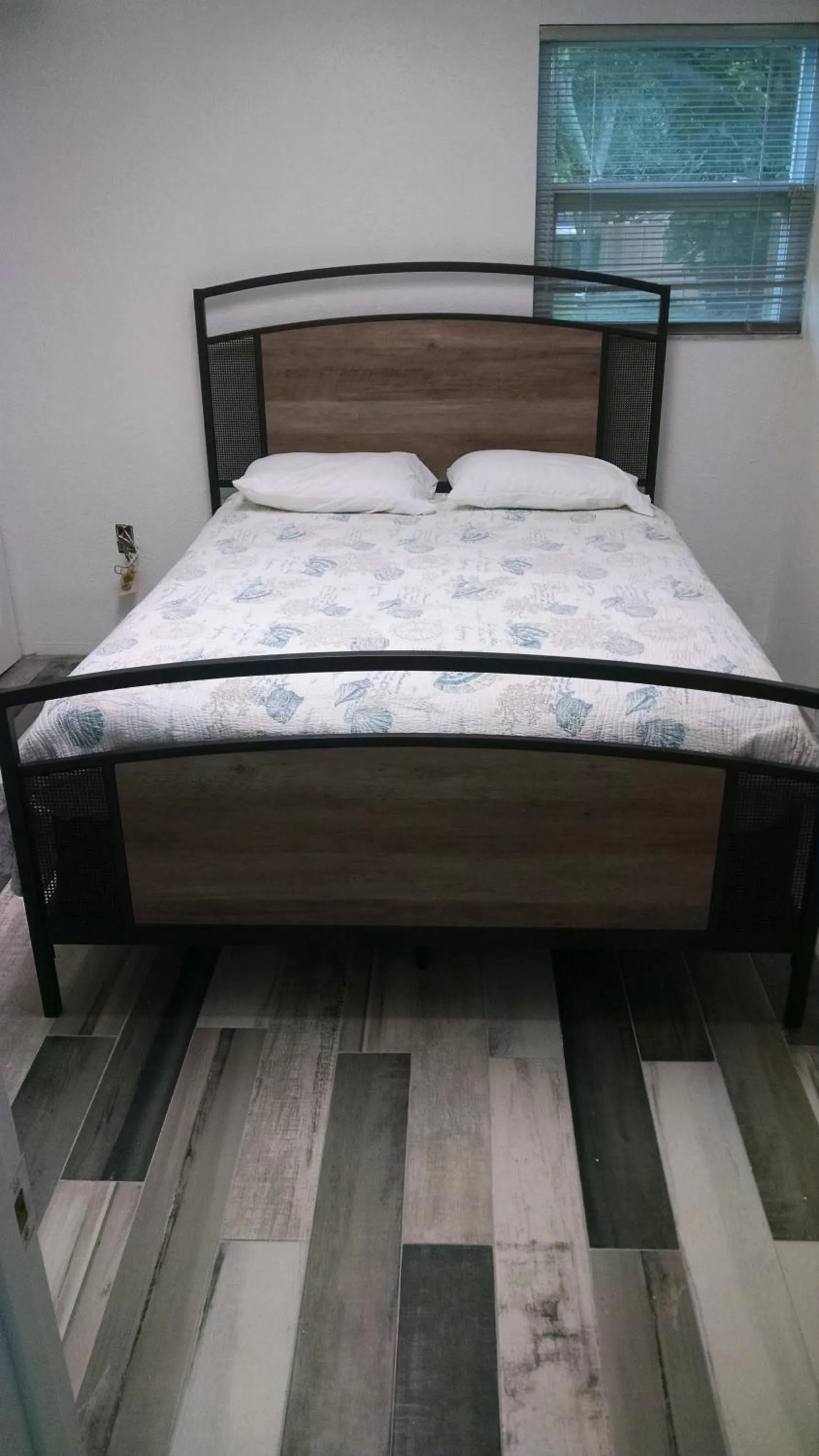 Bed in Tampa Lakehouse