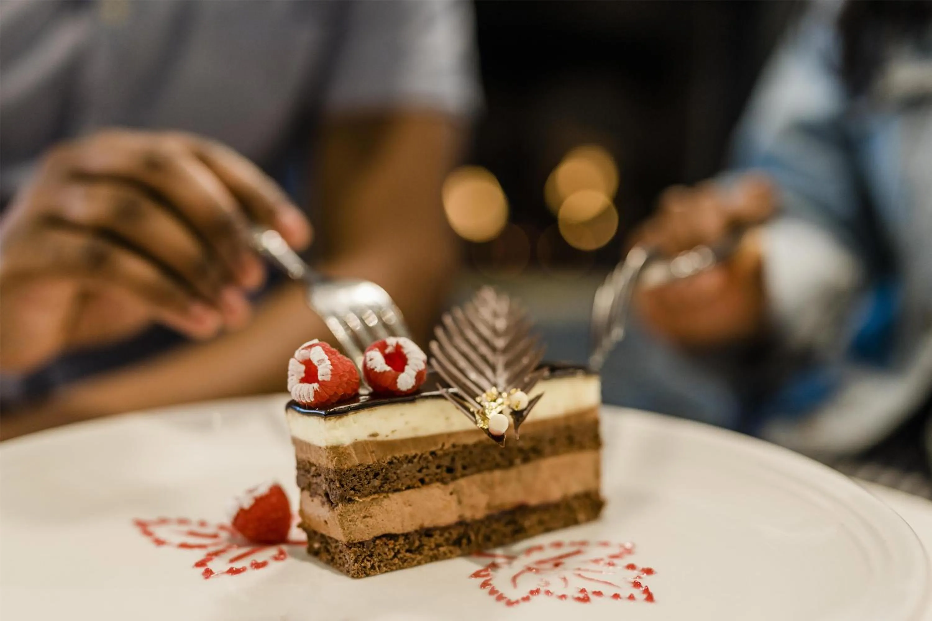 Restaurant/places to eat in Madison Beach Hotel, Curio Collection by Hilton