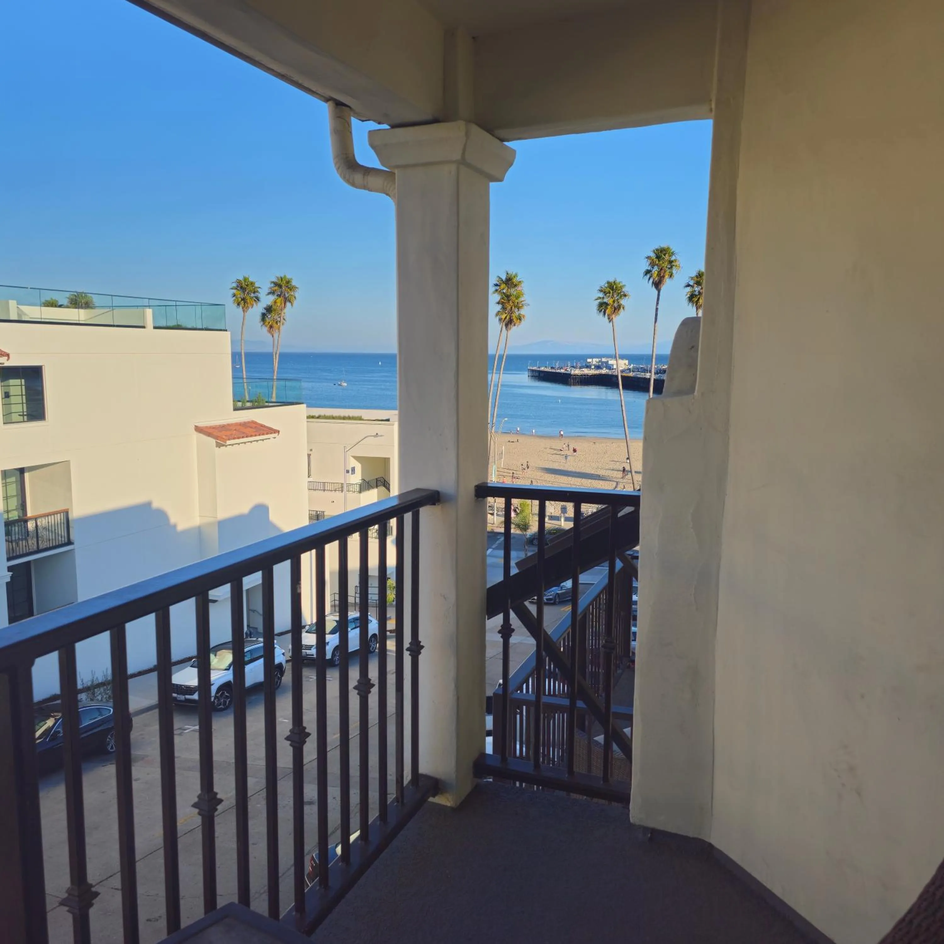 Balcony/Terrace in Casablanca Inn on The Beach