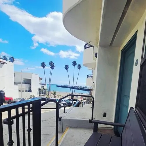 Casablanca Inn on The Beach