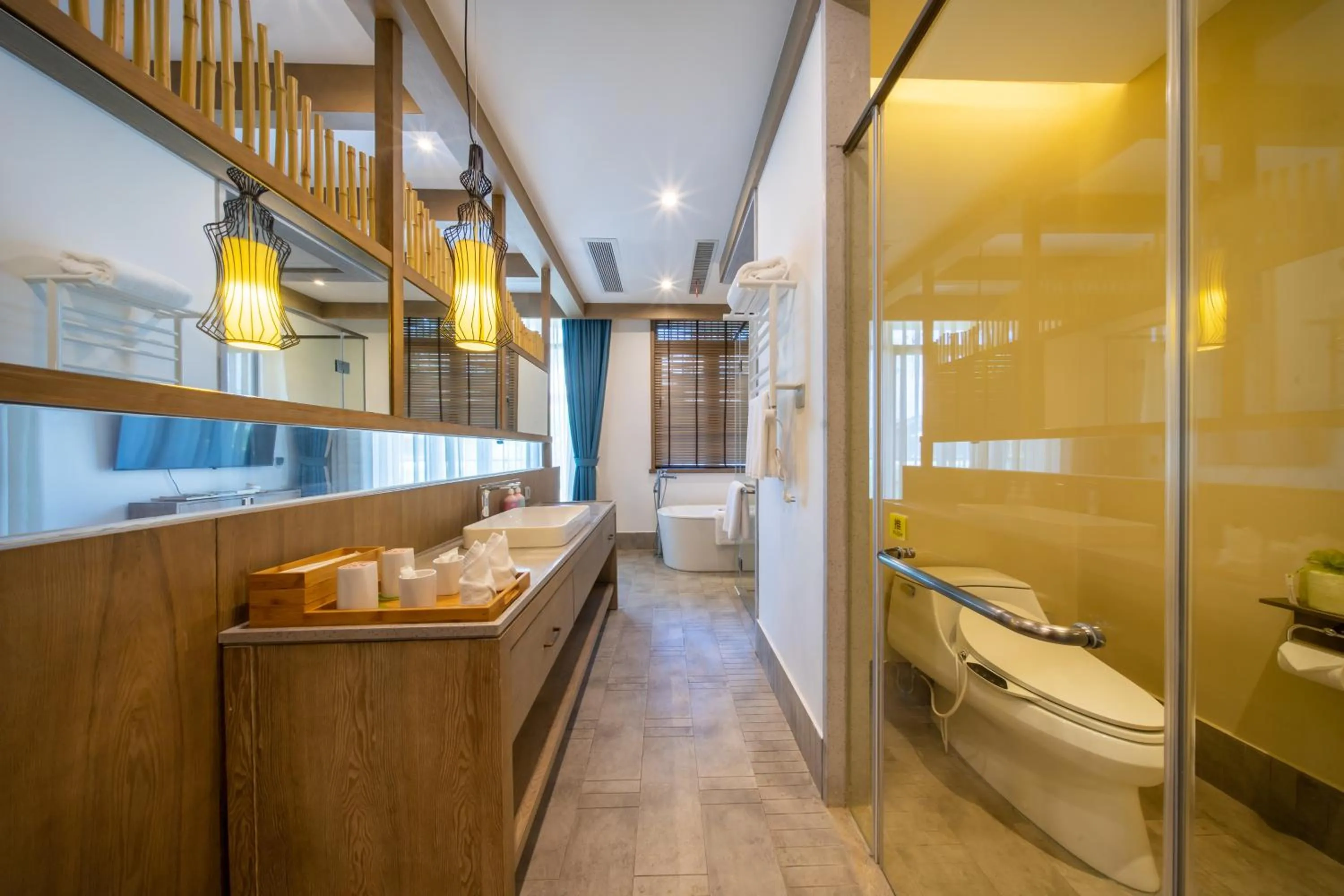 Blossom Hill Yuejingzhuang Hotel