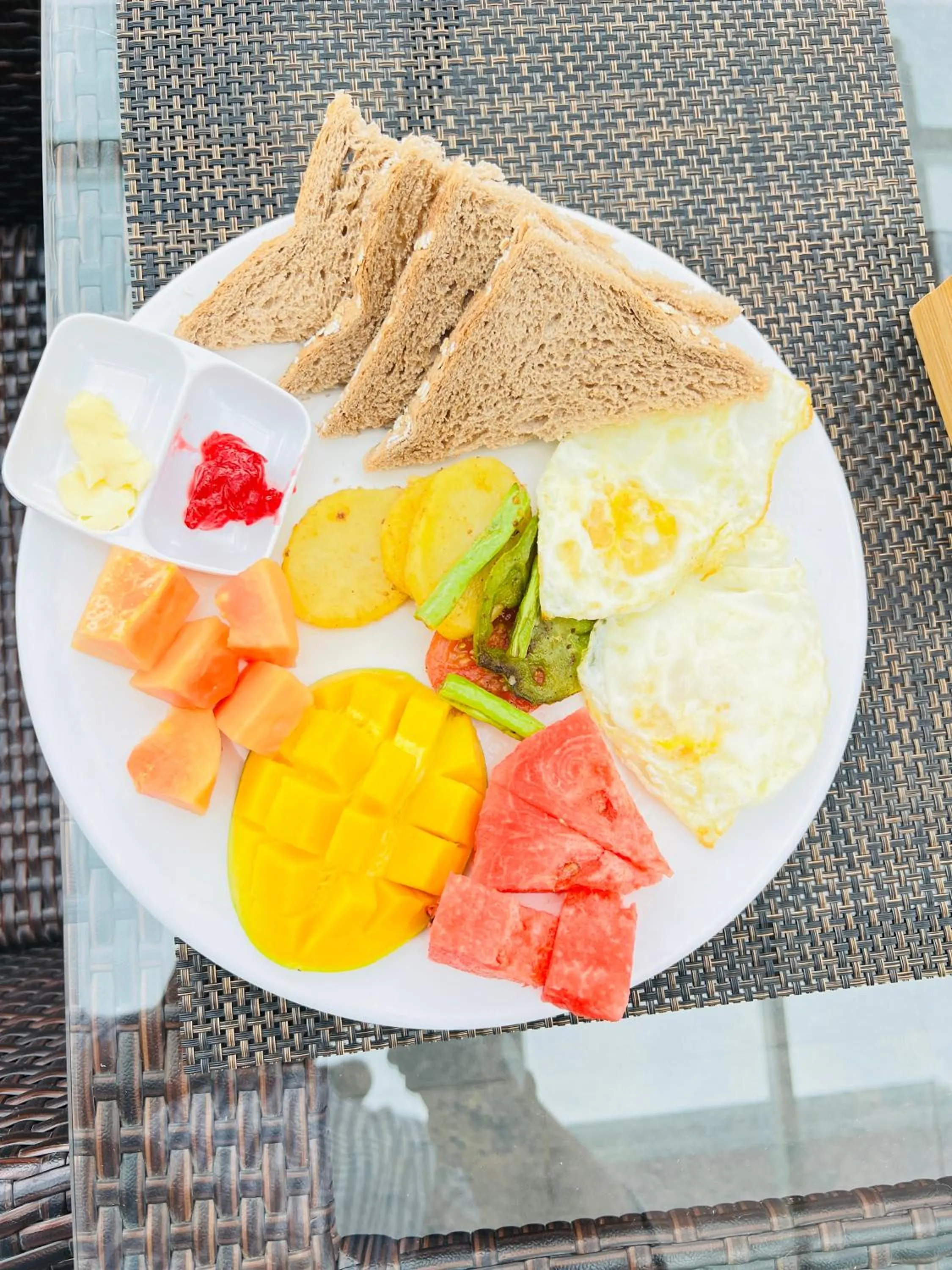 Breakfast in Little Buddha Inn