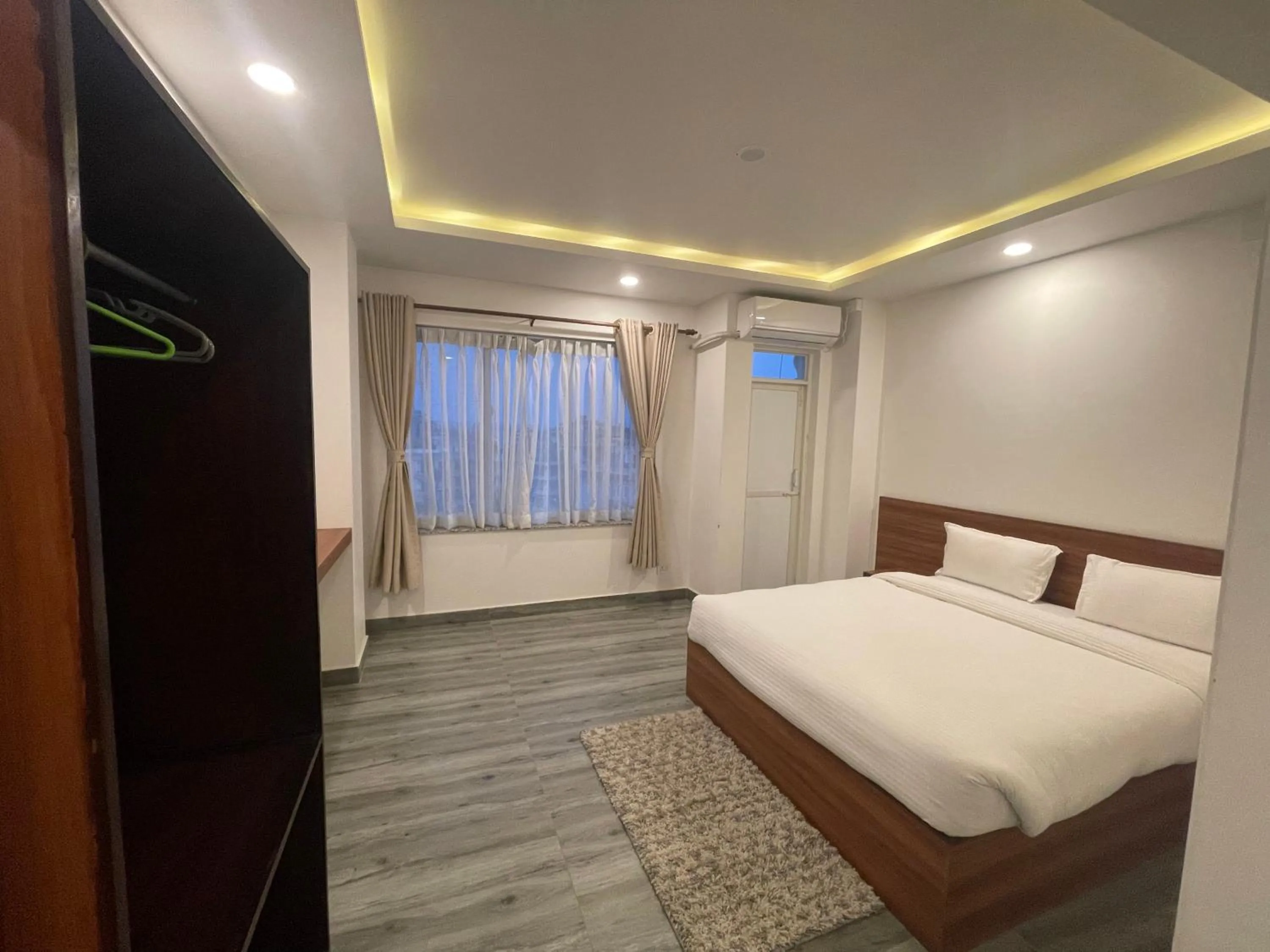 Bedroom, Bed in Little Buddha Inn