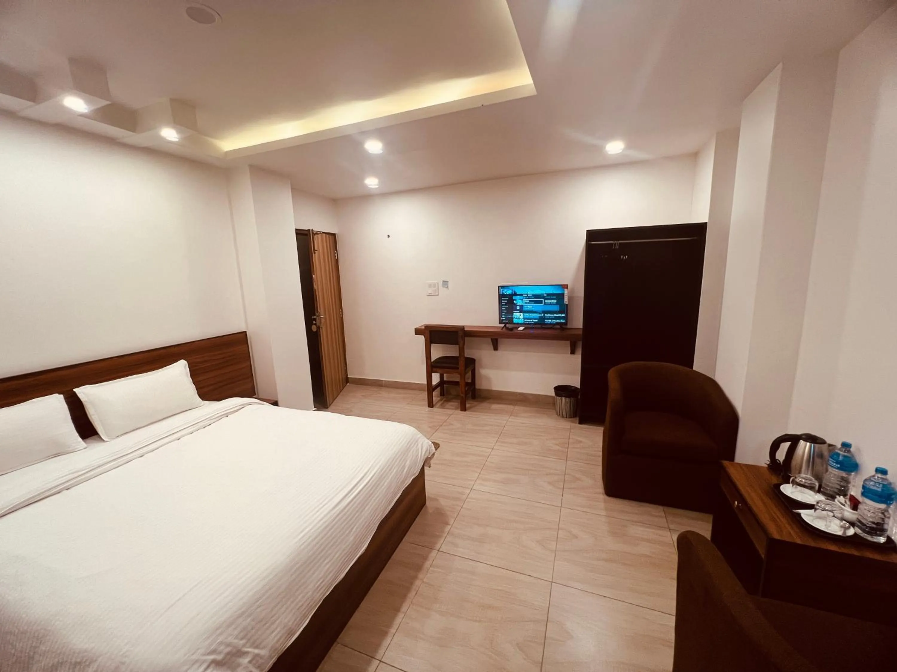 Bedroom, Bed in Little Buddha Inn