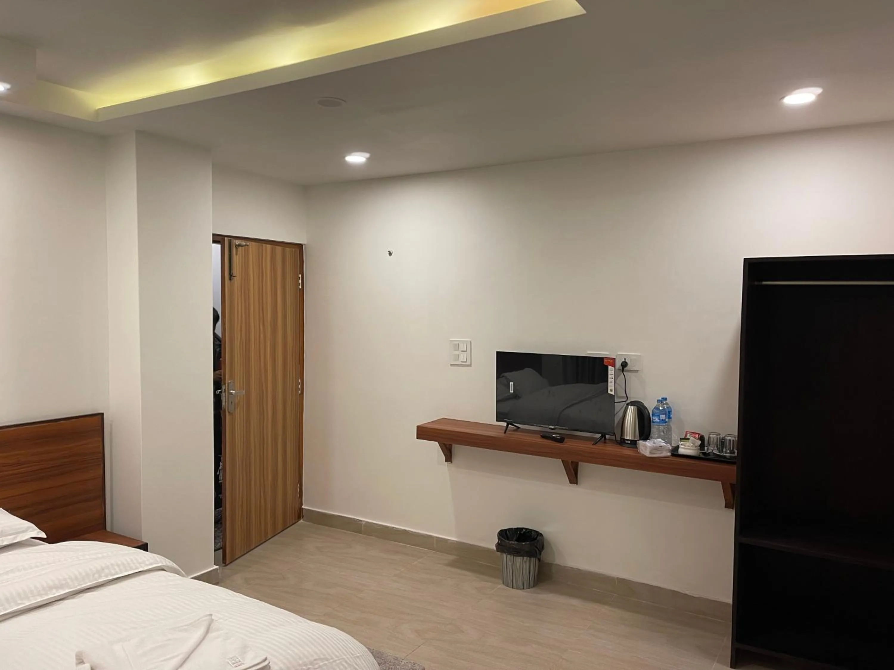 Bedroom, Bed in Little Buddha Inn