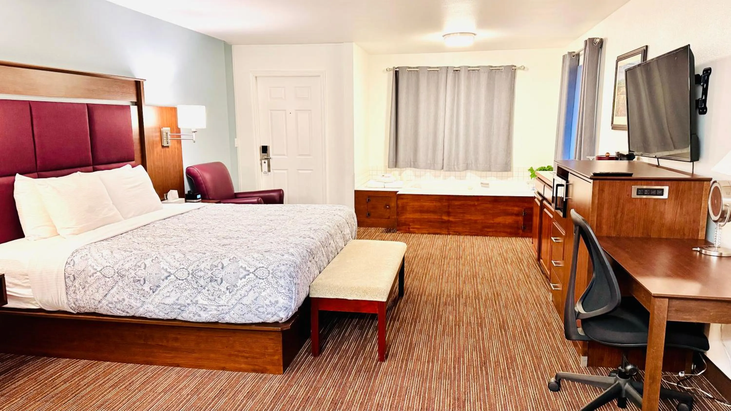 Bed in Morgan Inn and Suites Walla Walla