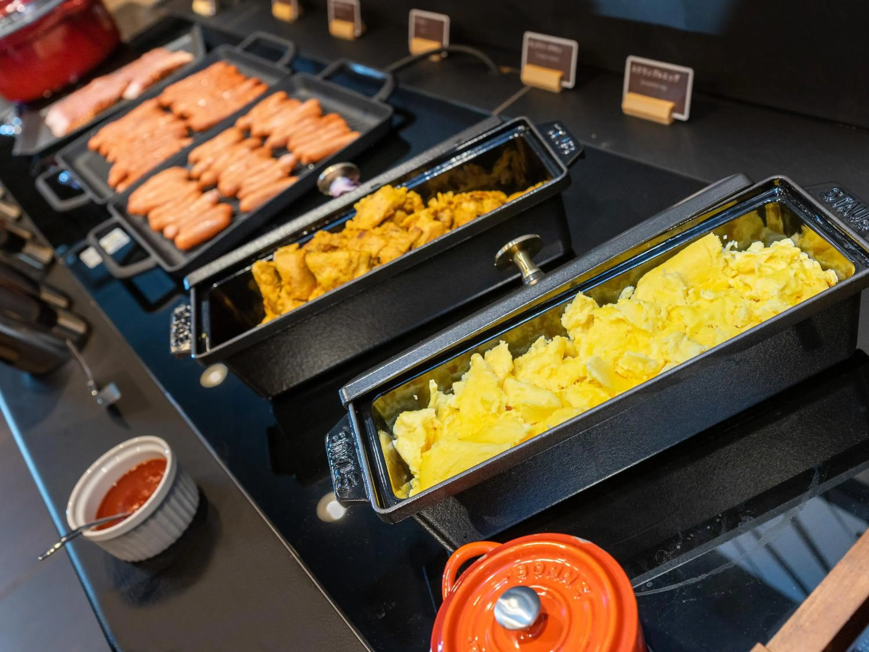 Food and drinks in Super Hotel Premier Akihabara