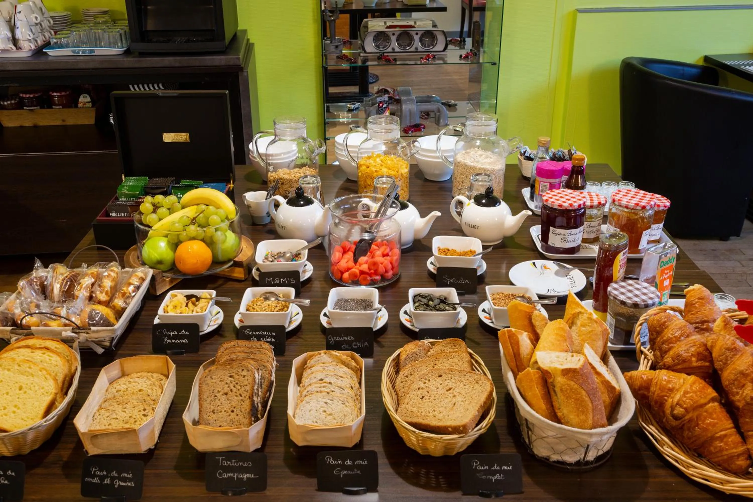 Breakfast in Enzo Hotels Contrexeville