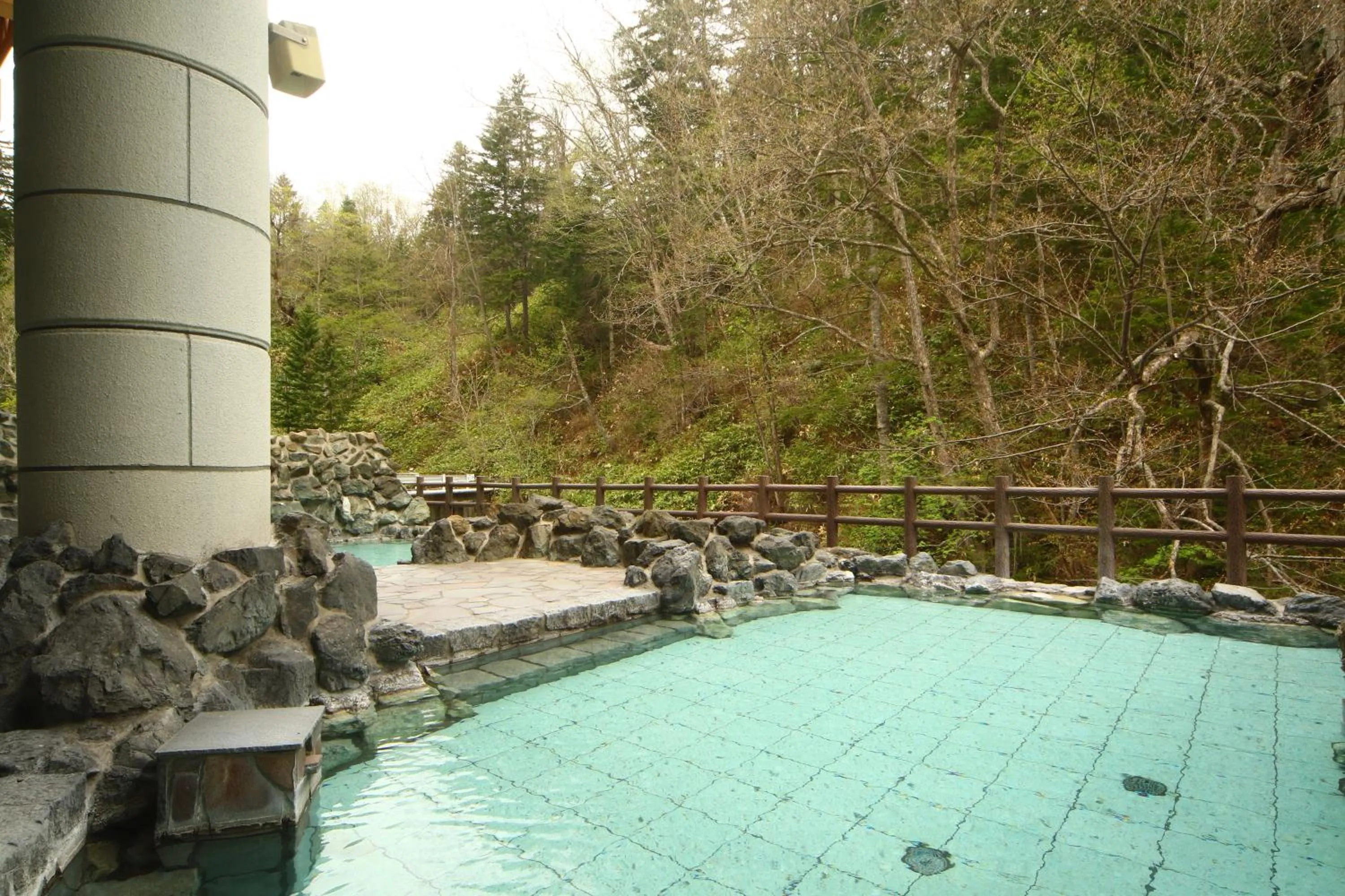 Open Air Bath in Tomuraushionsen Higashi Taisetsuso